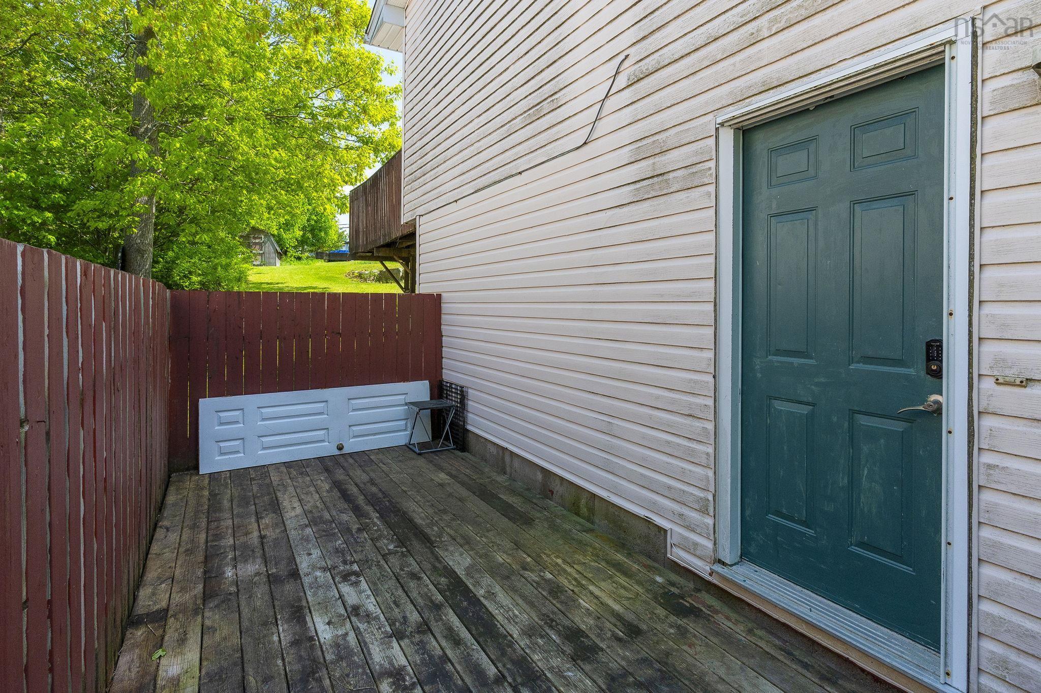 View image 32