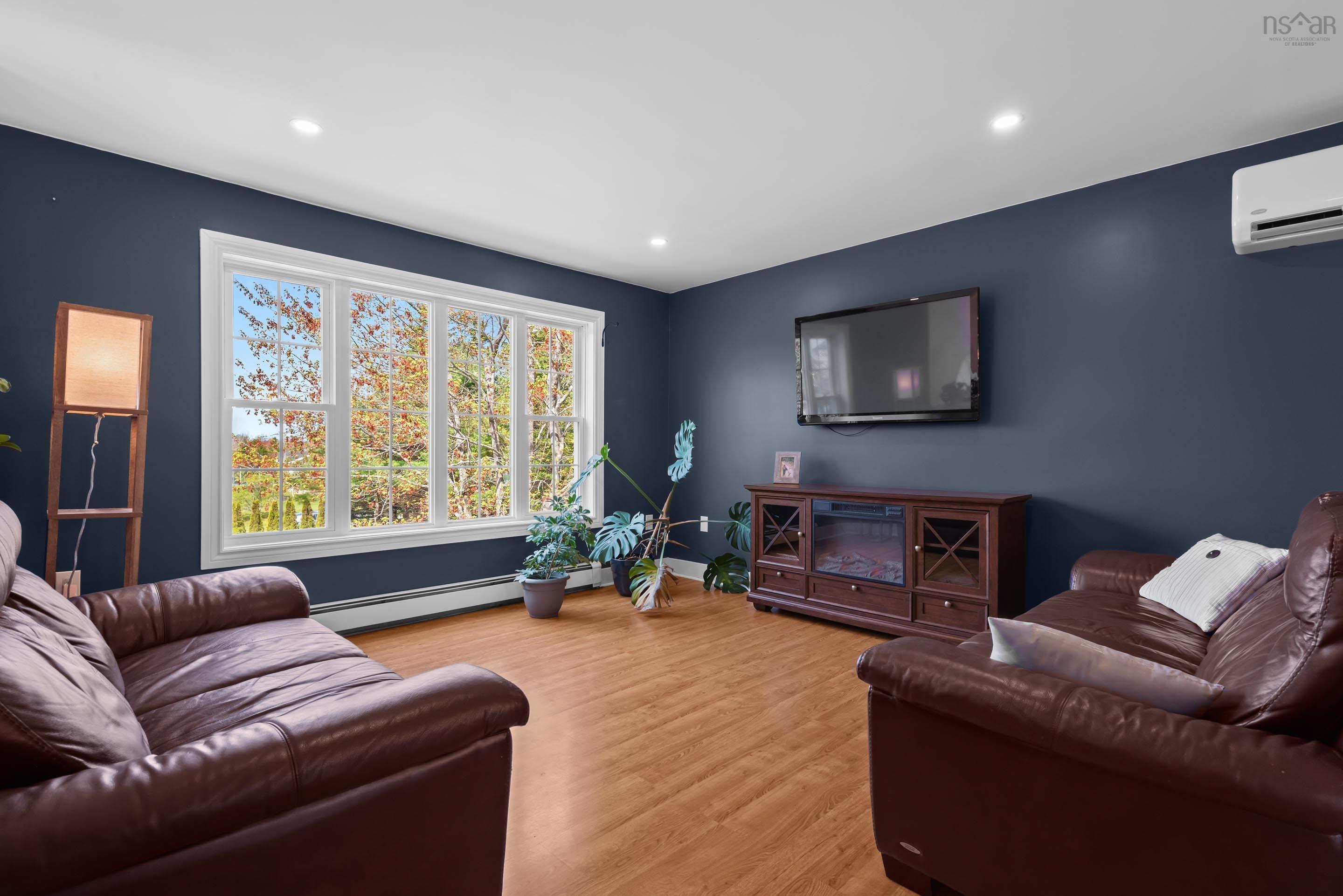 View image 9