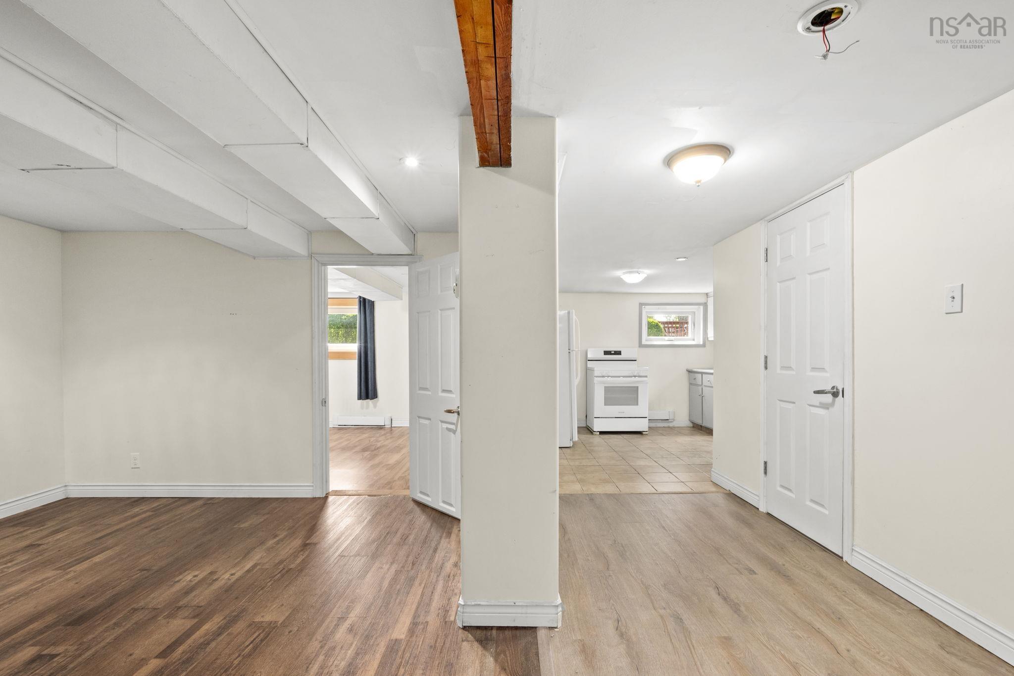 View image 18