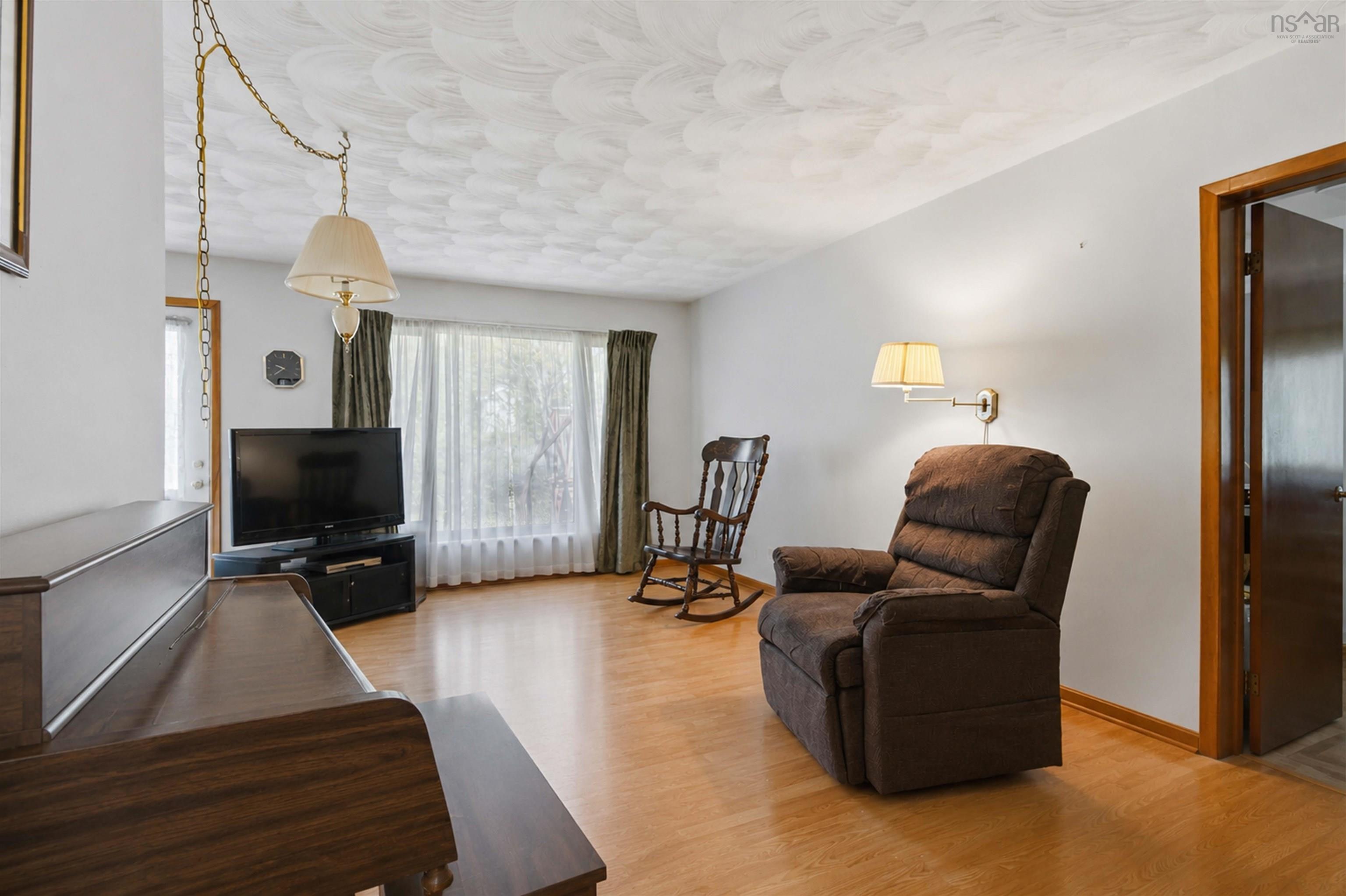 View image 13
