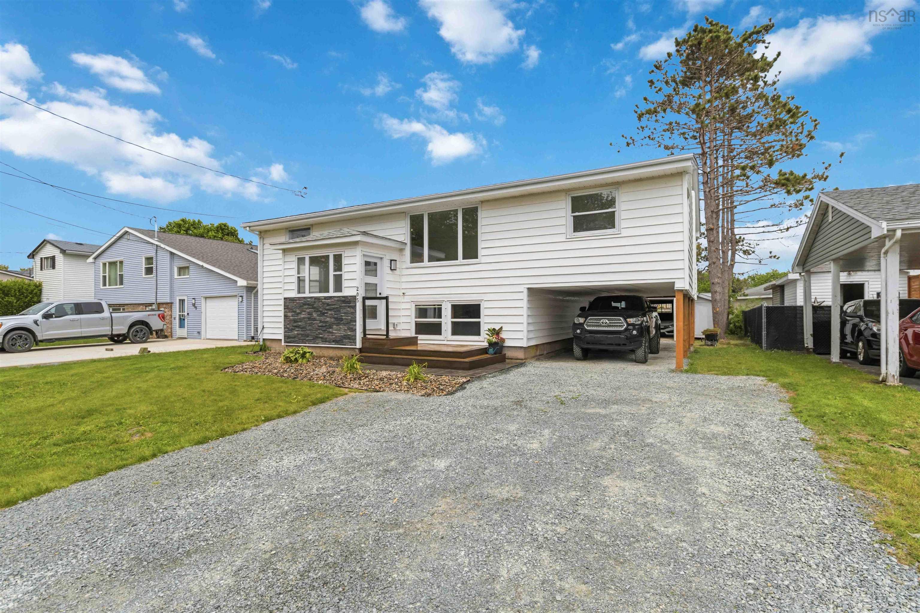 Thumbnail image for 205 Montague Road MLS<sup>®</sup> 202614389