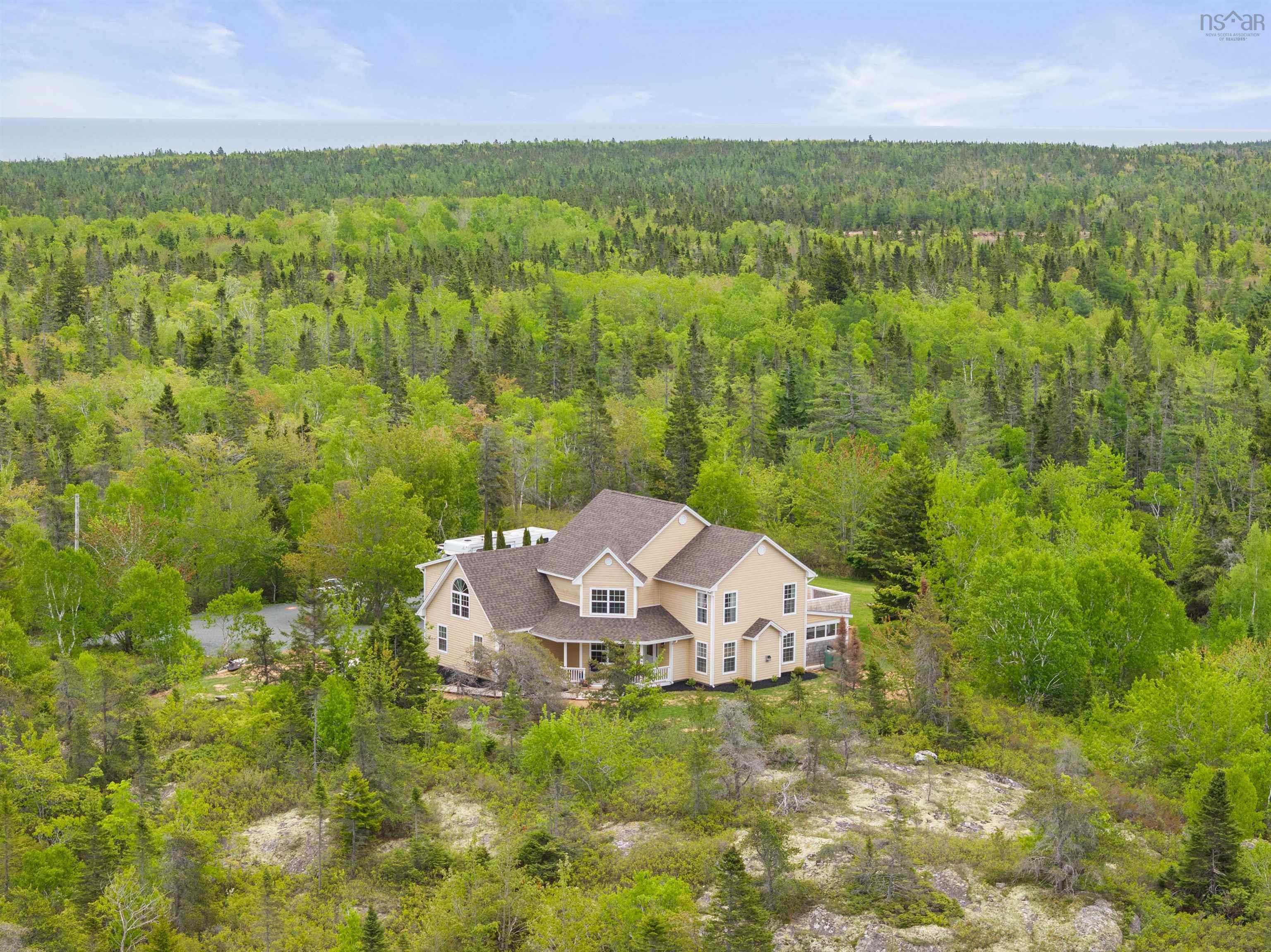 Thumbnail image for 1021 Bissett Road MLS<sup>®</sup> 202614395