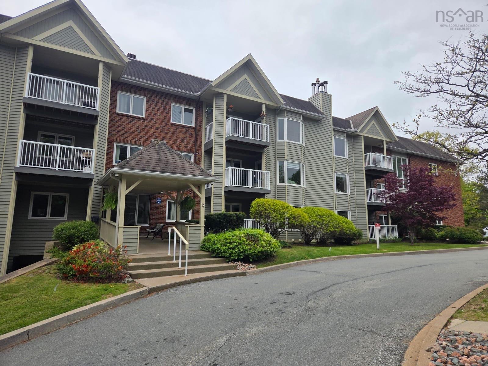 Thumbnail image for 401 12 Spinnaker Drive MLS<sup>®</sup> 202614419