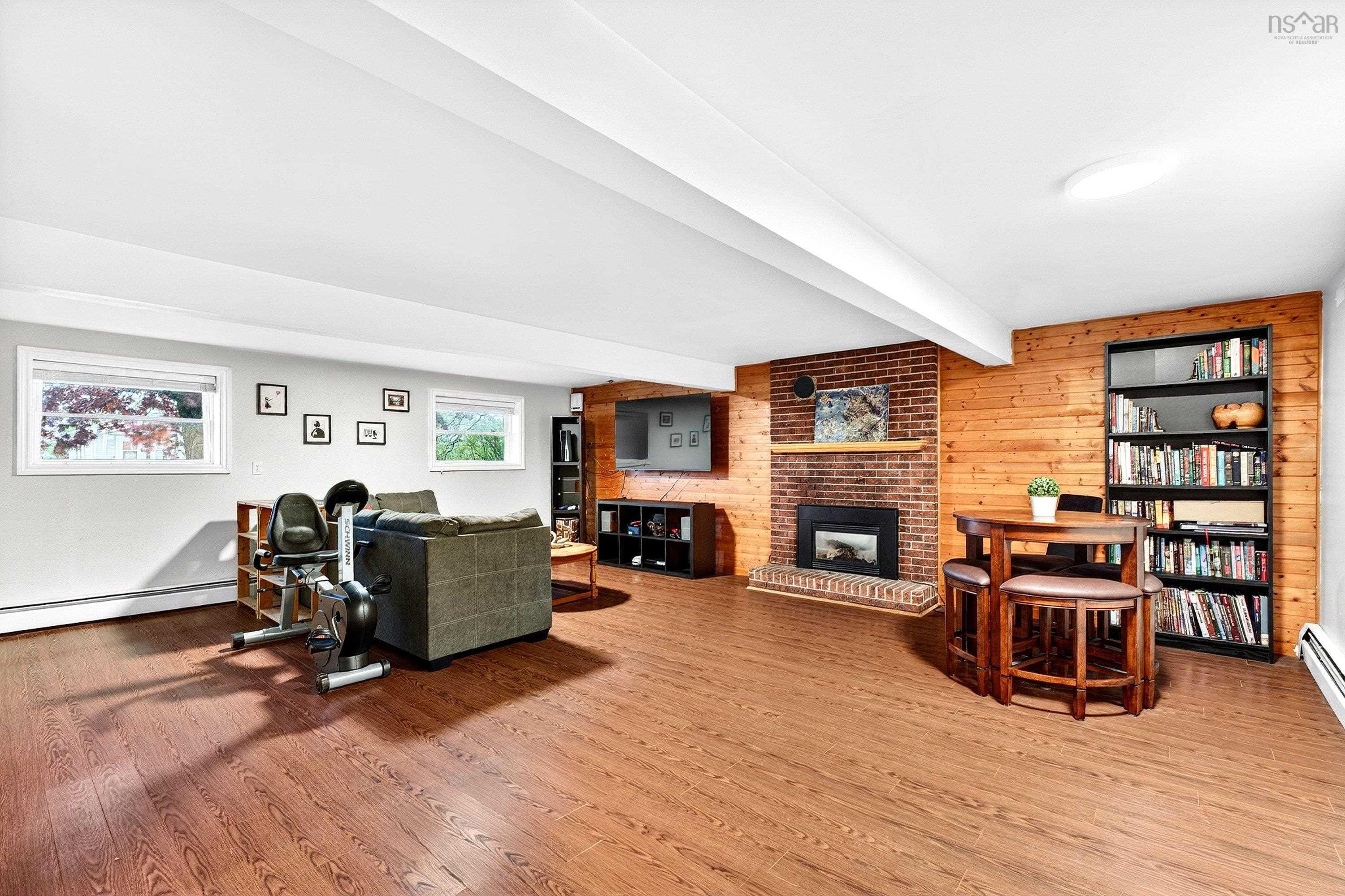 View image 17