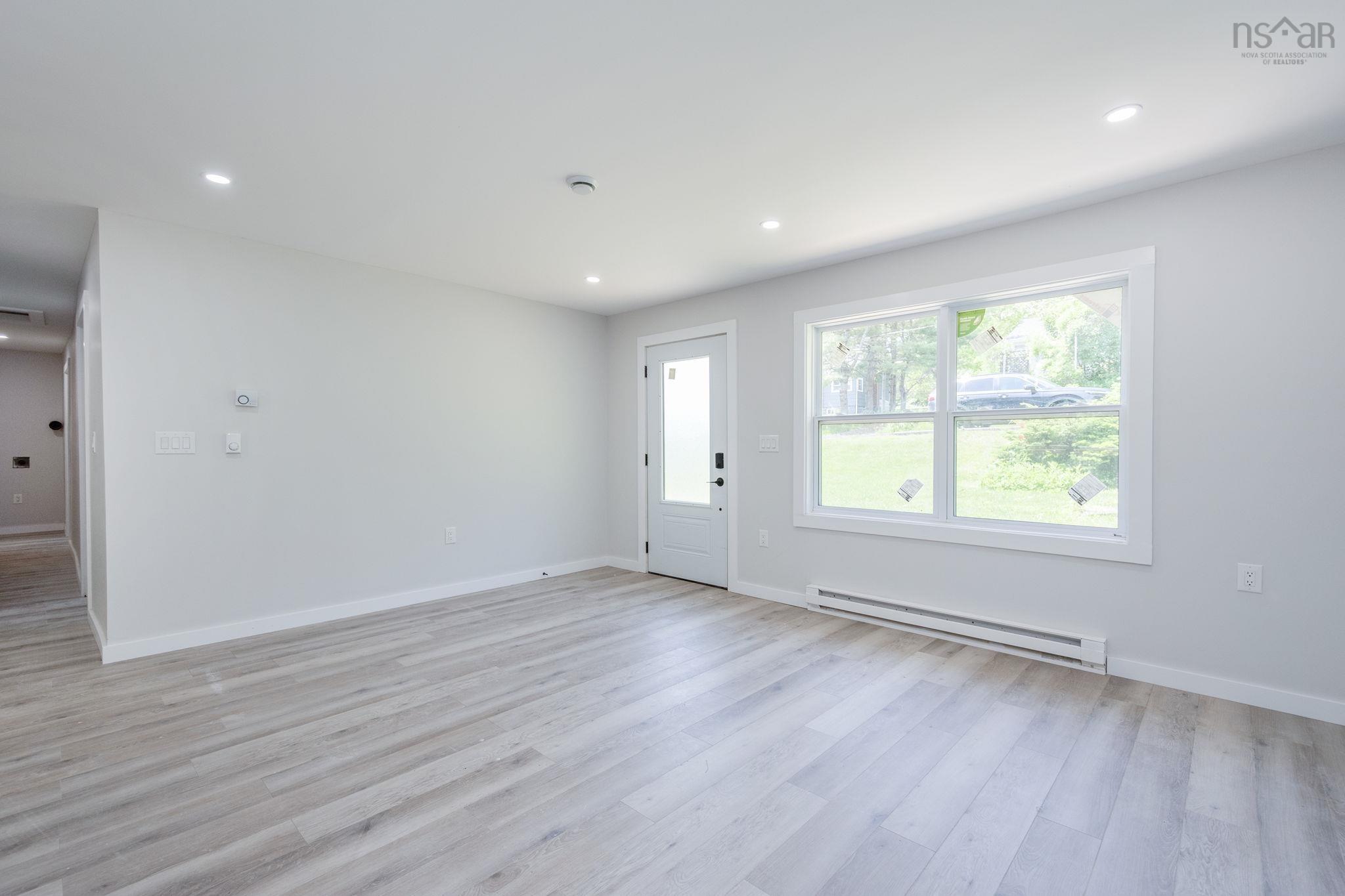 View image 9