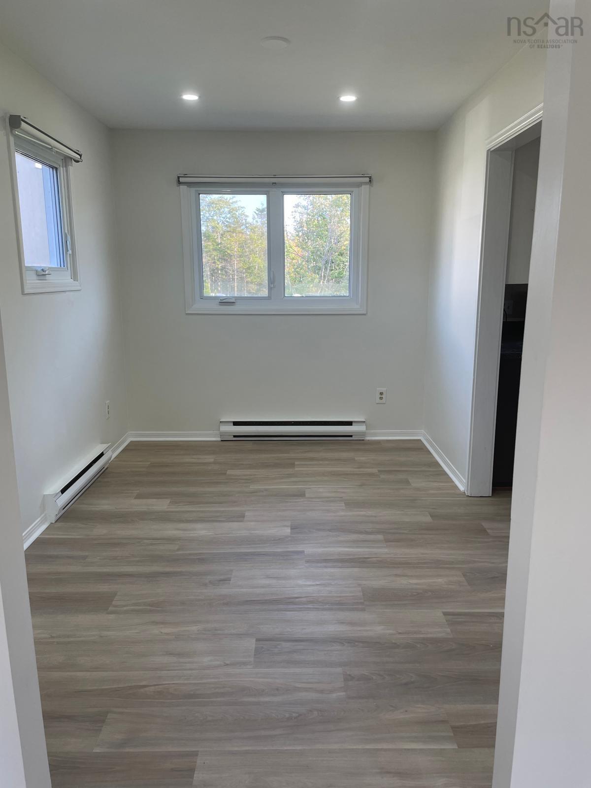 View image 18