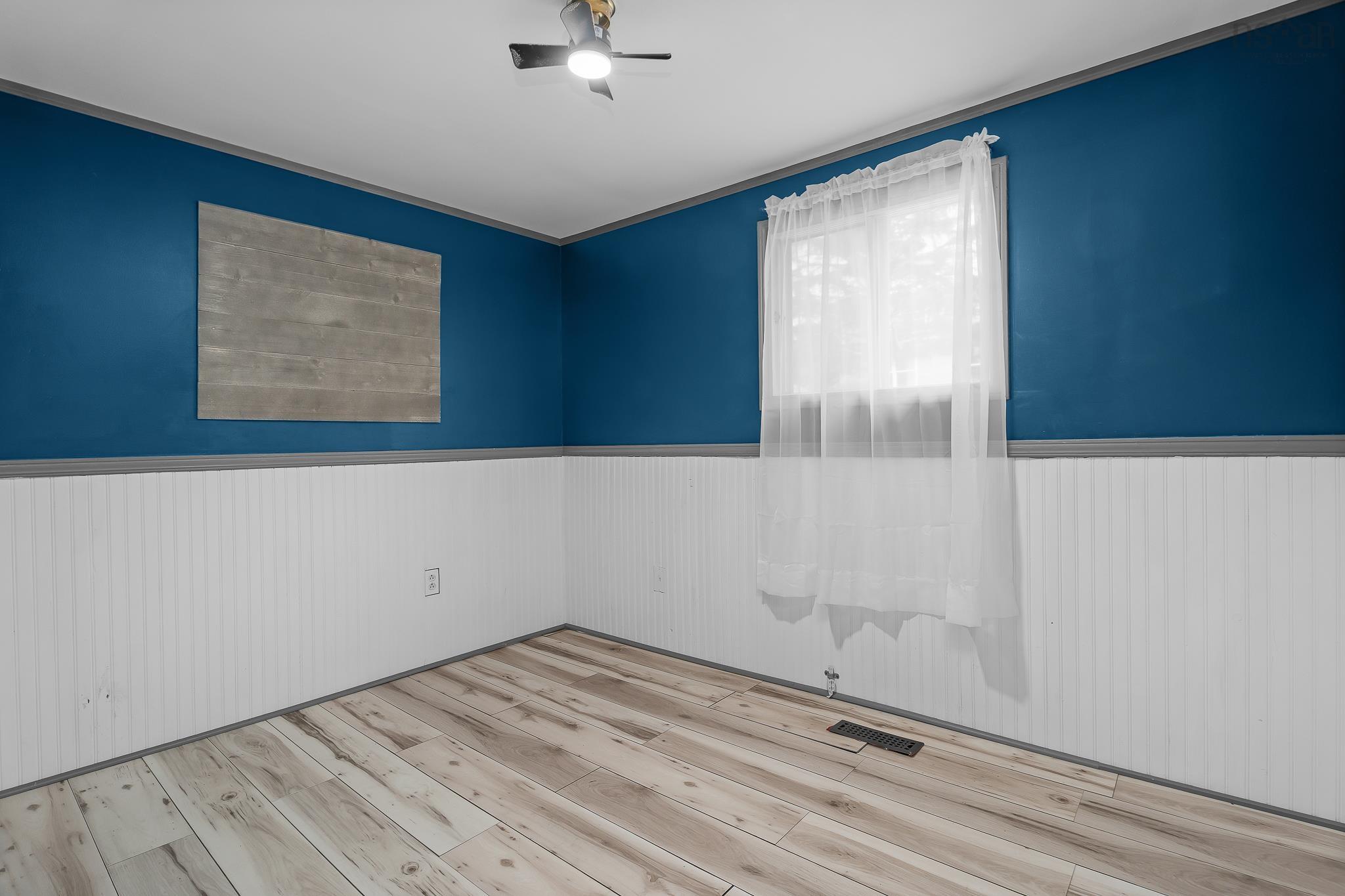 View image 12
