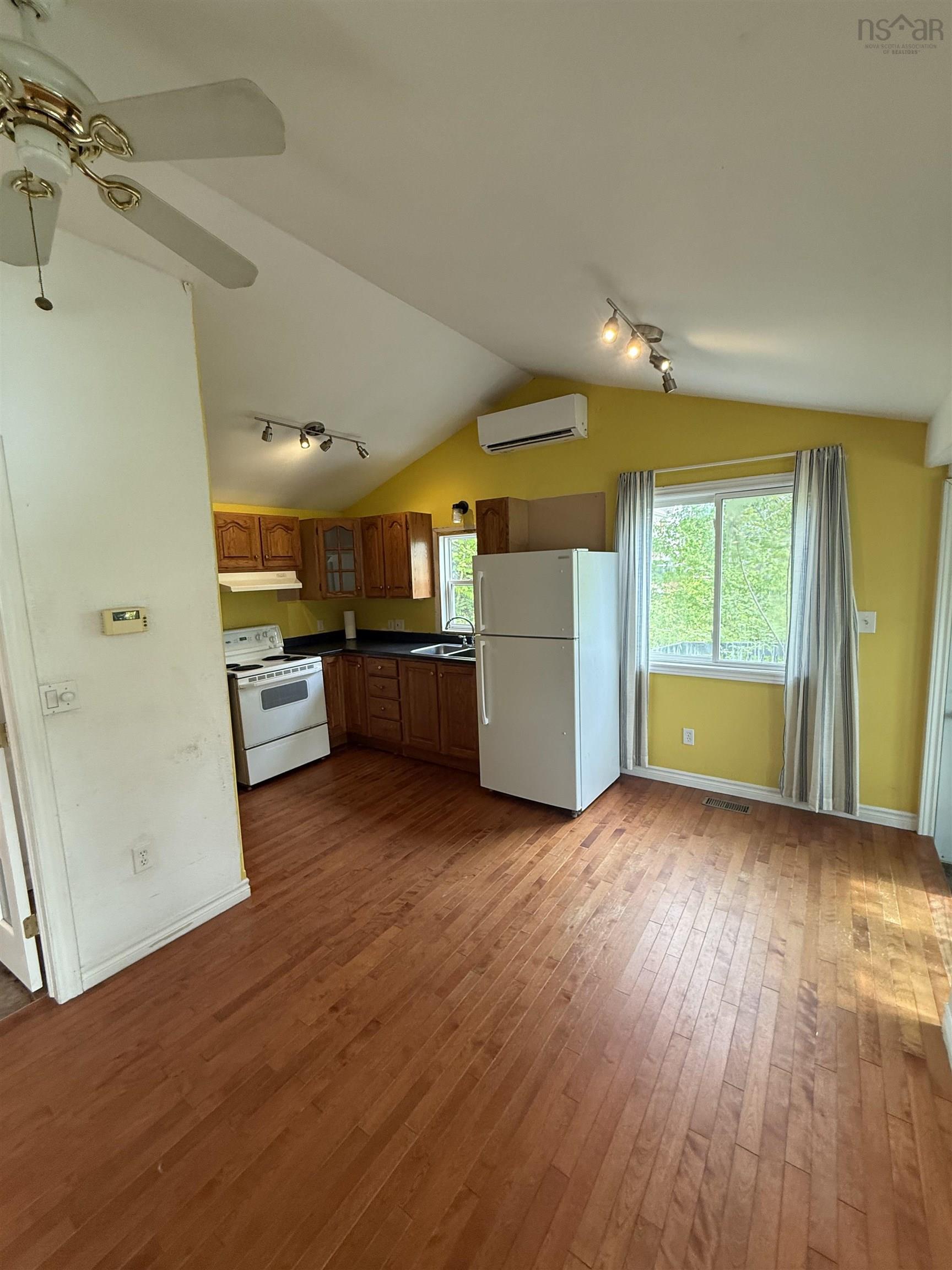 View image 11