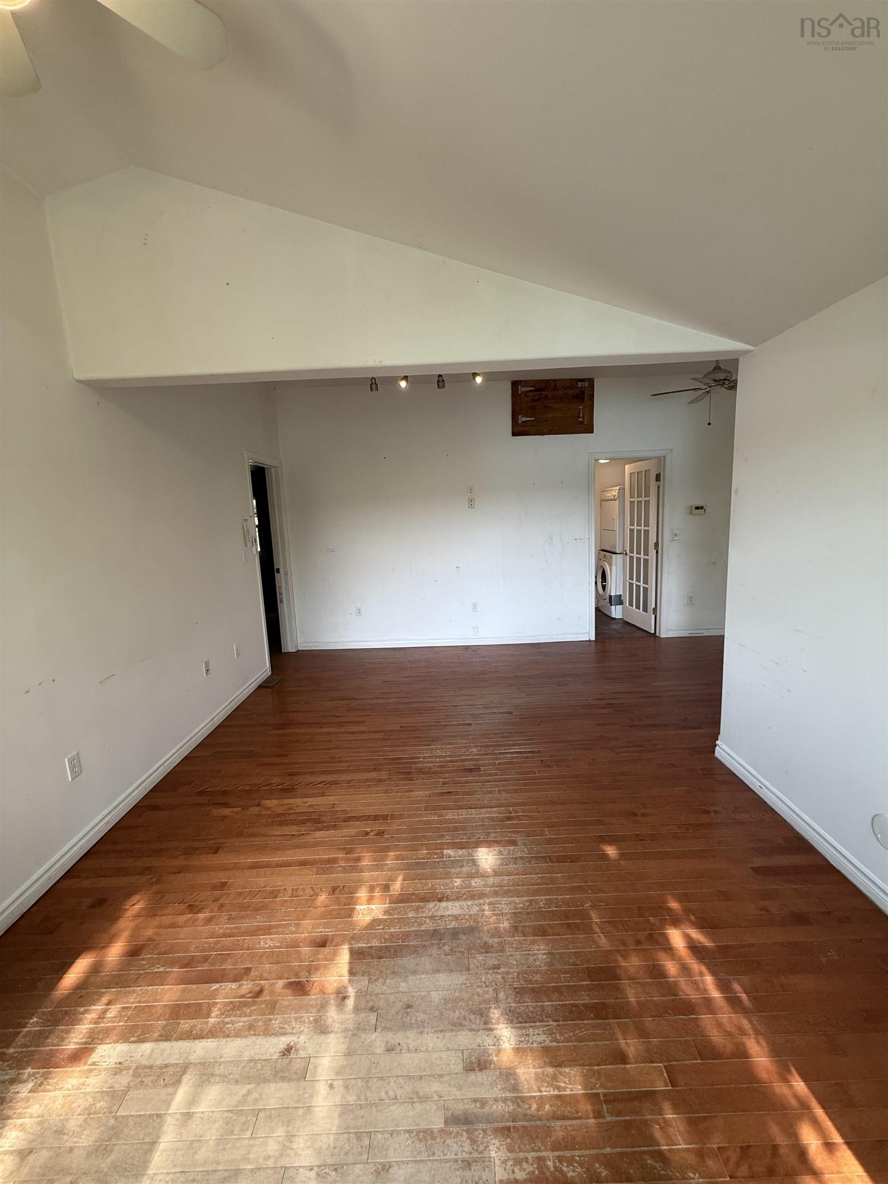 View image 6