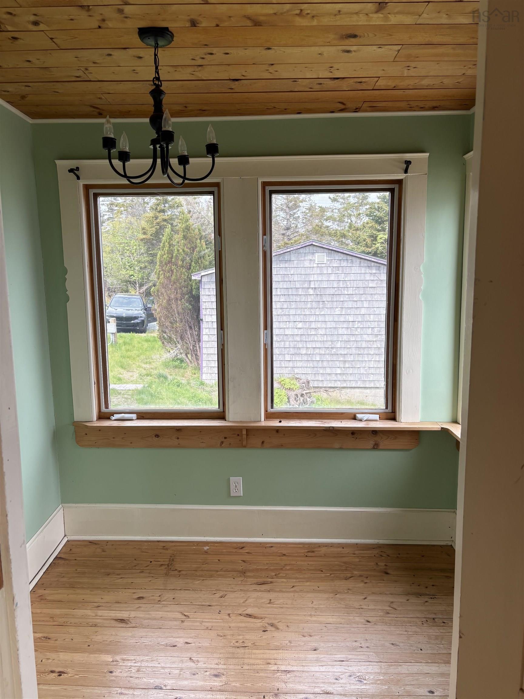 View image 17