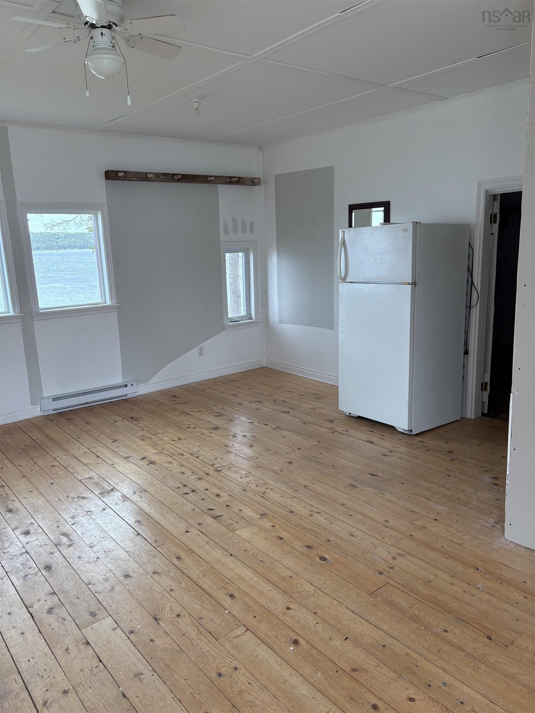 View image 9