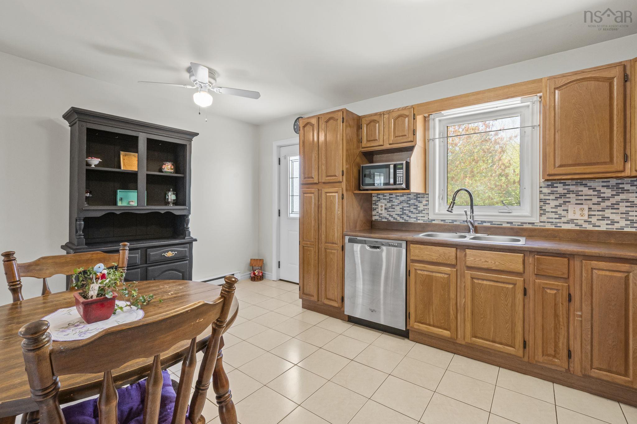 View image 12