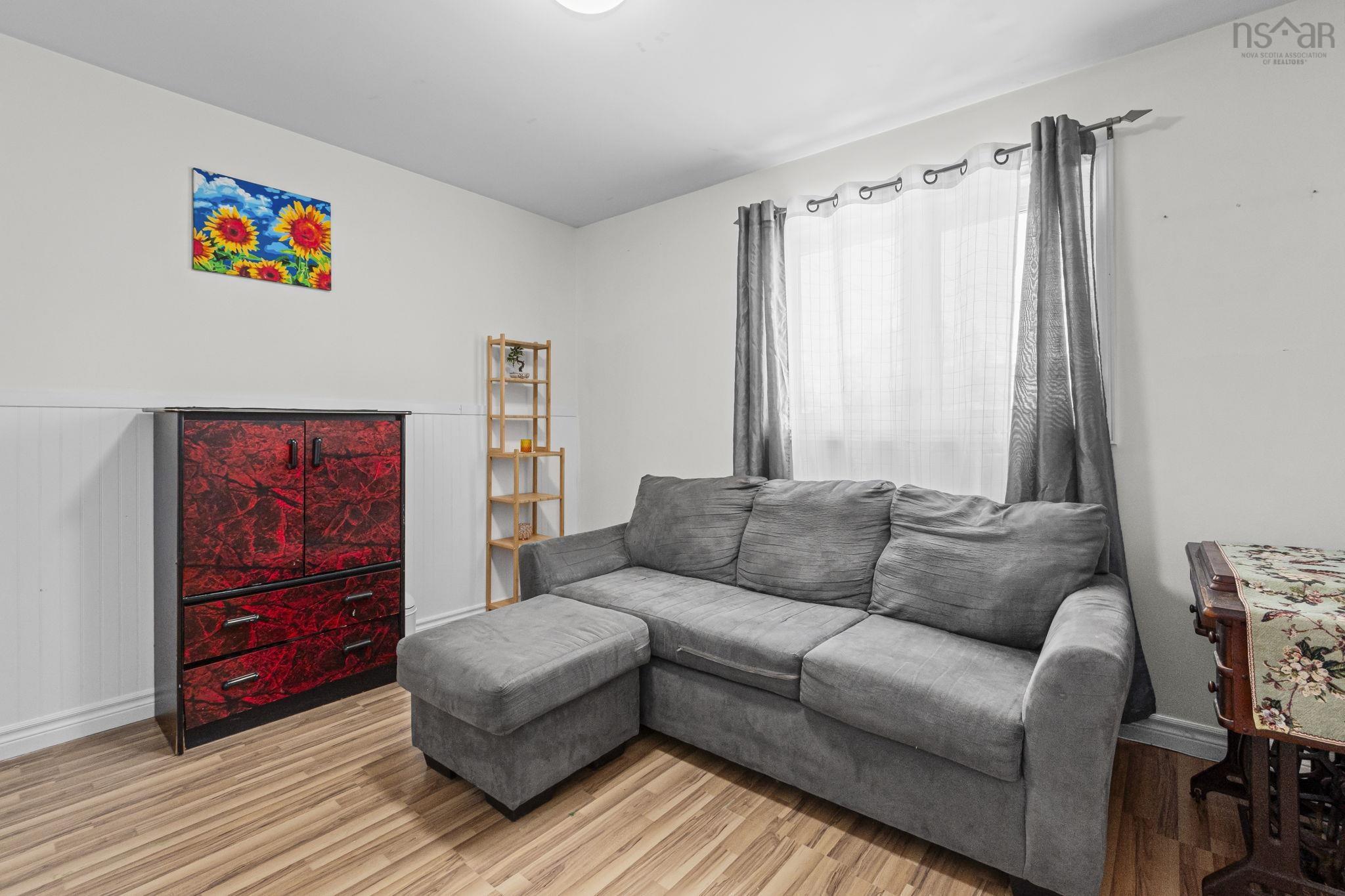 View image 18