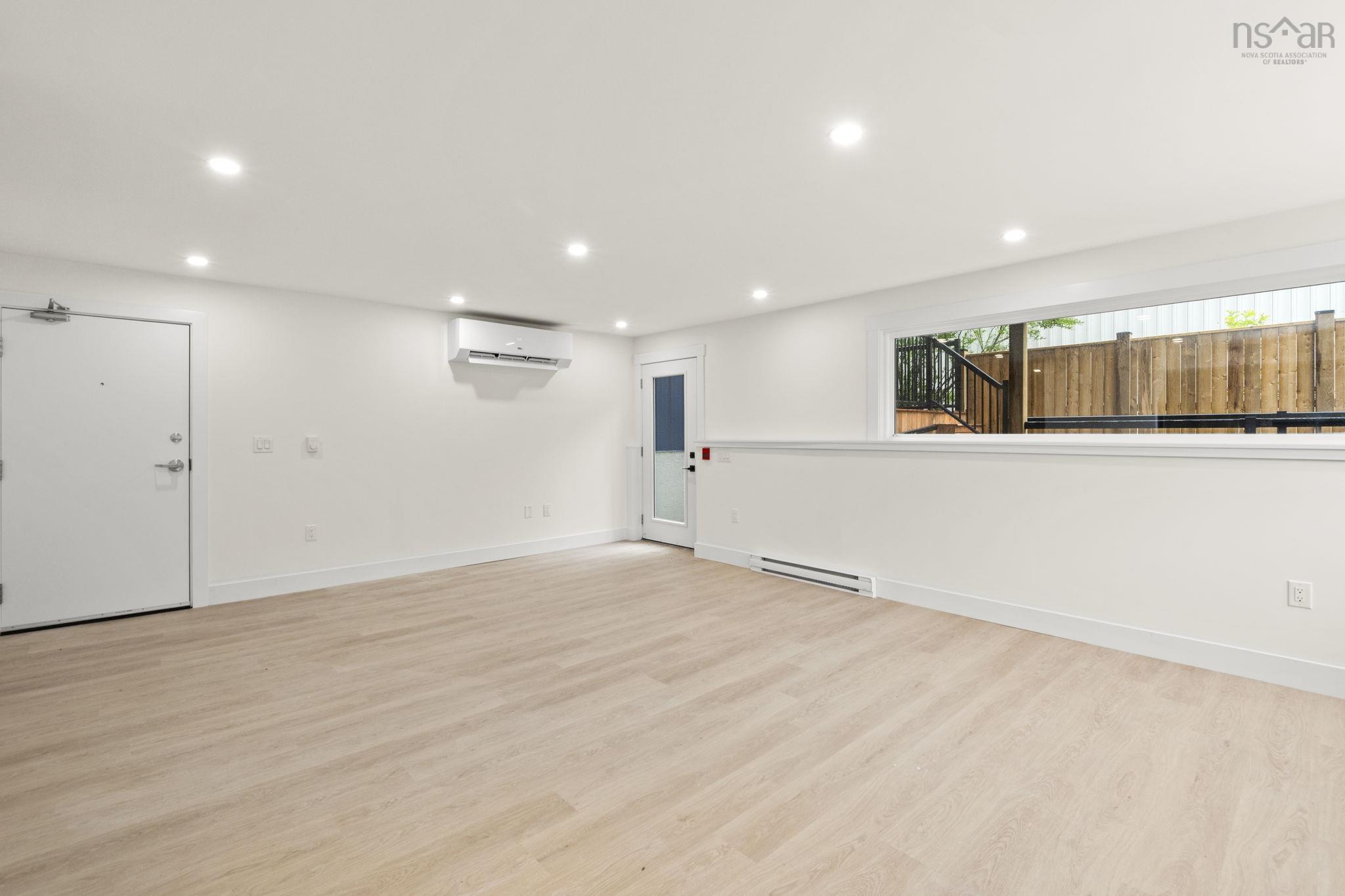 View image 18