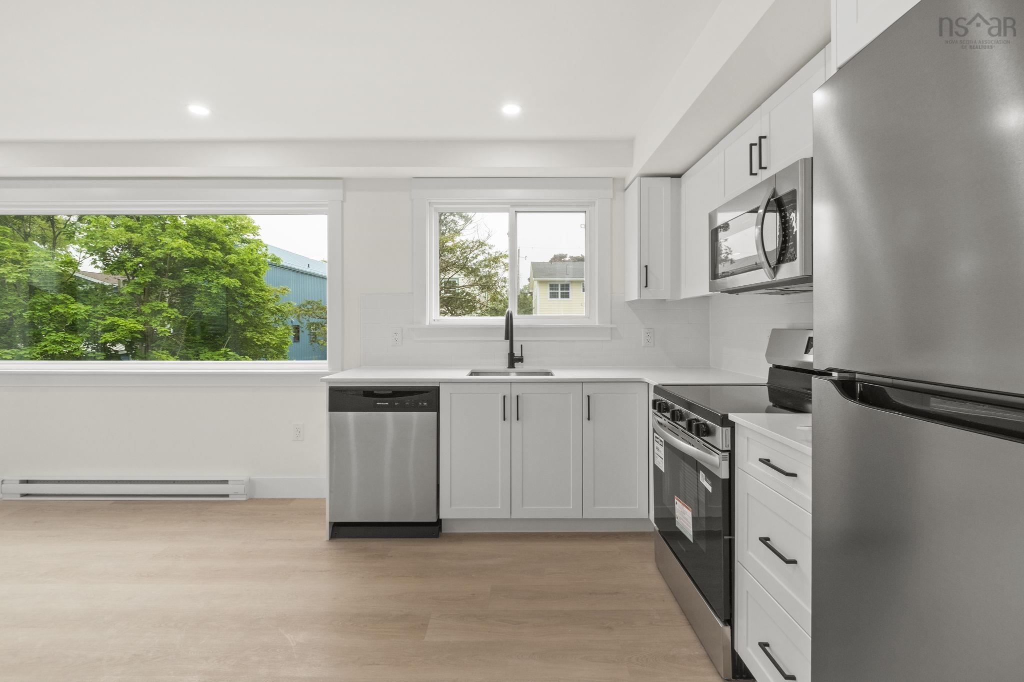 View image 12