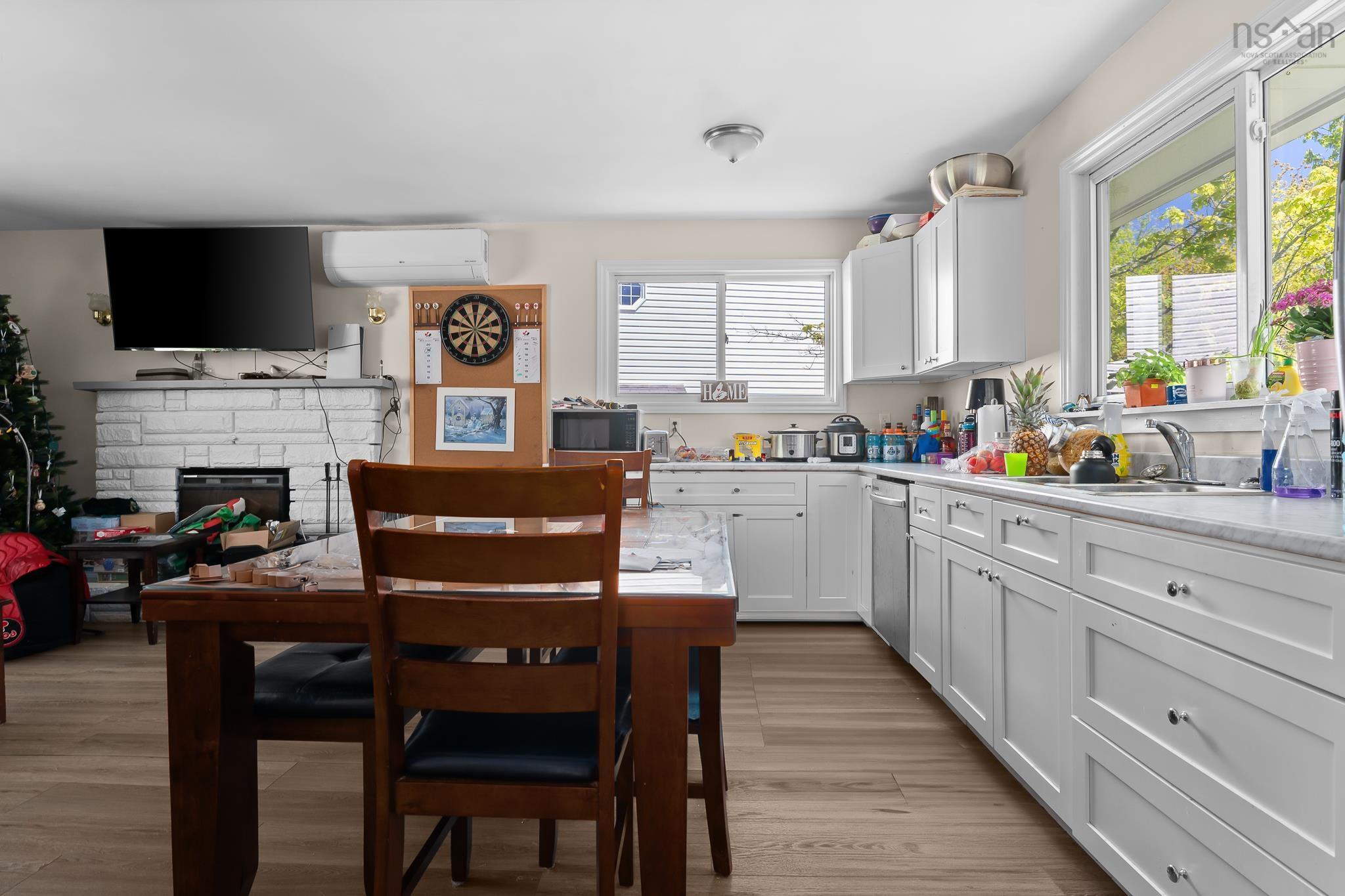 View image 11