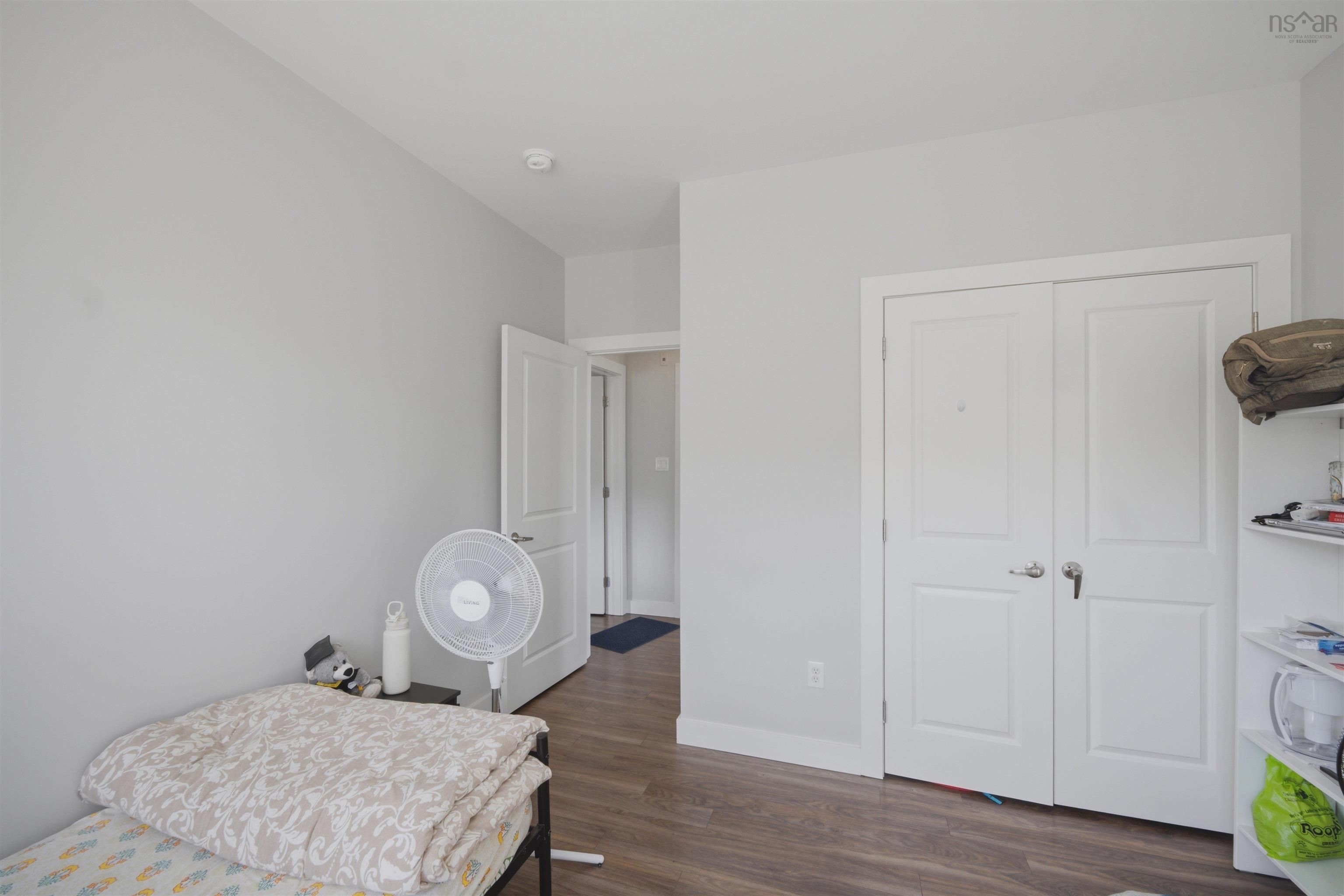 View image 12