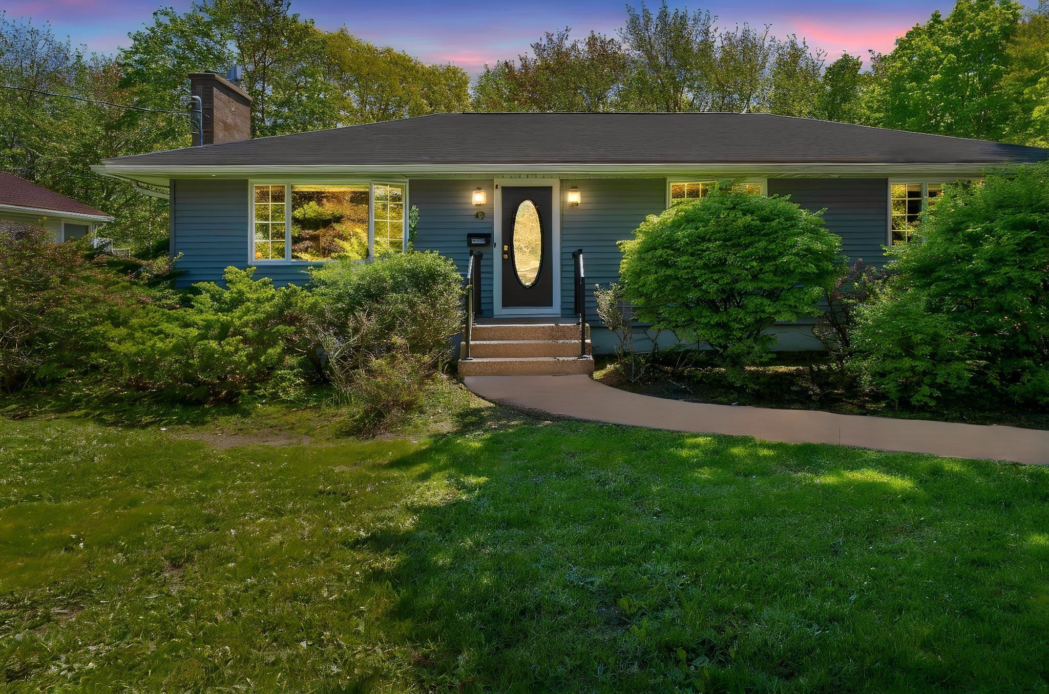 Thumbnail image for 42 Castle Hill Drive MLS<sup>®</sup> 202614635