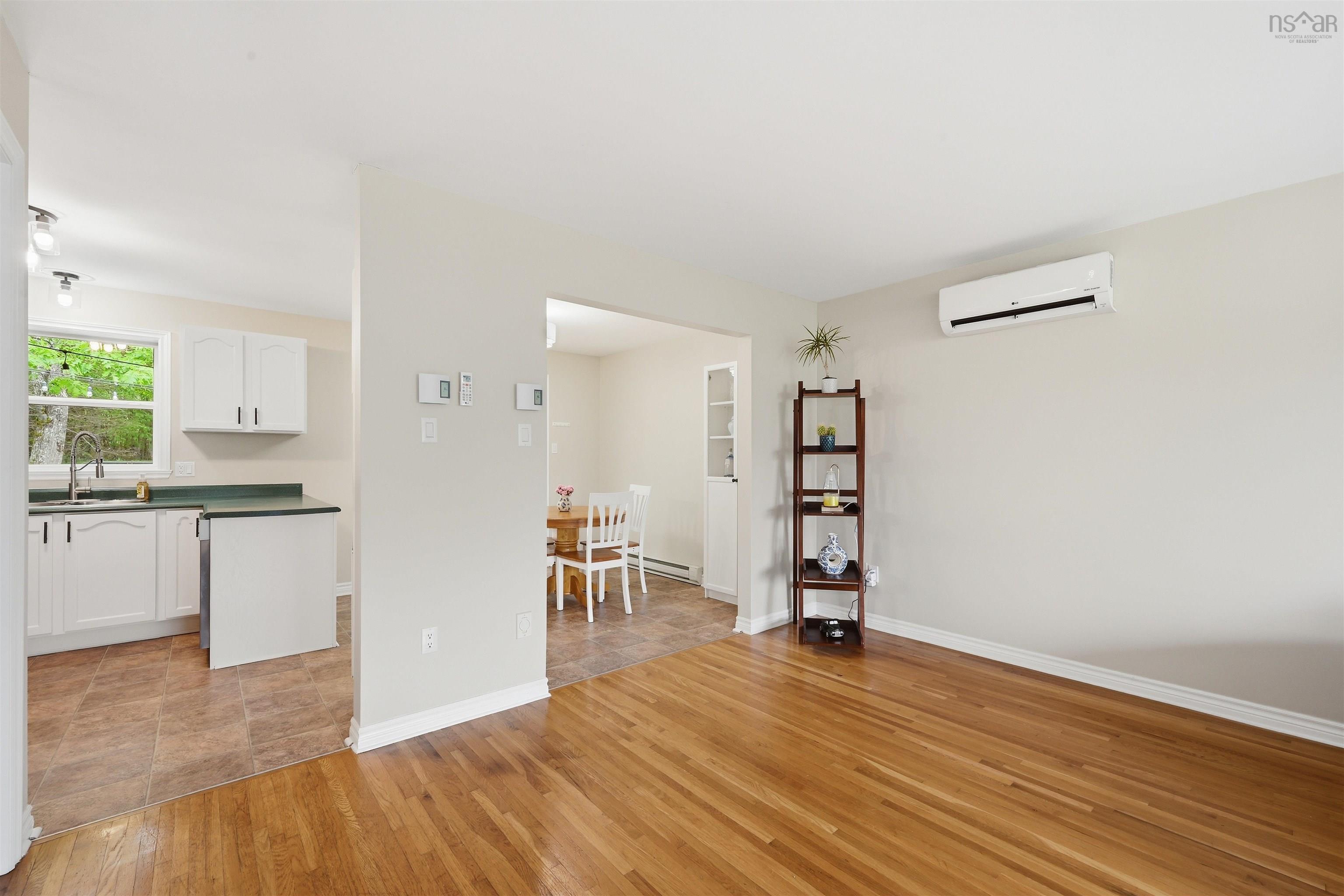 View image 11