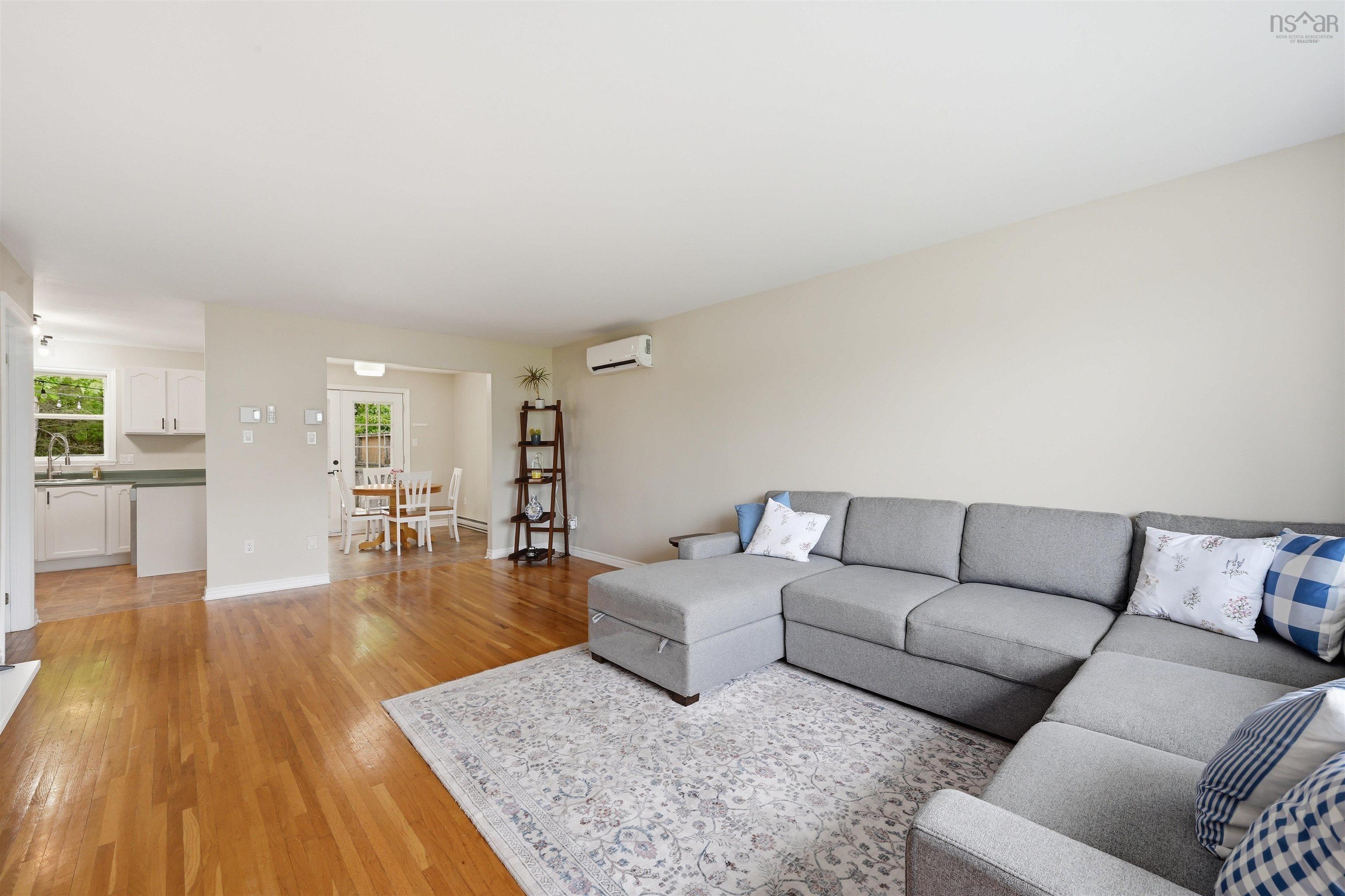 View image 9