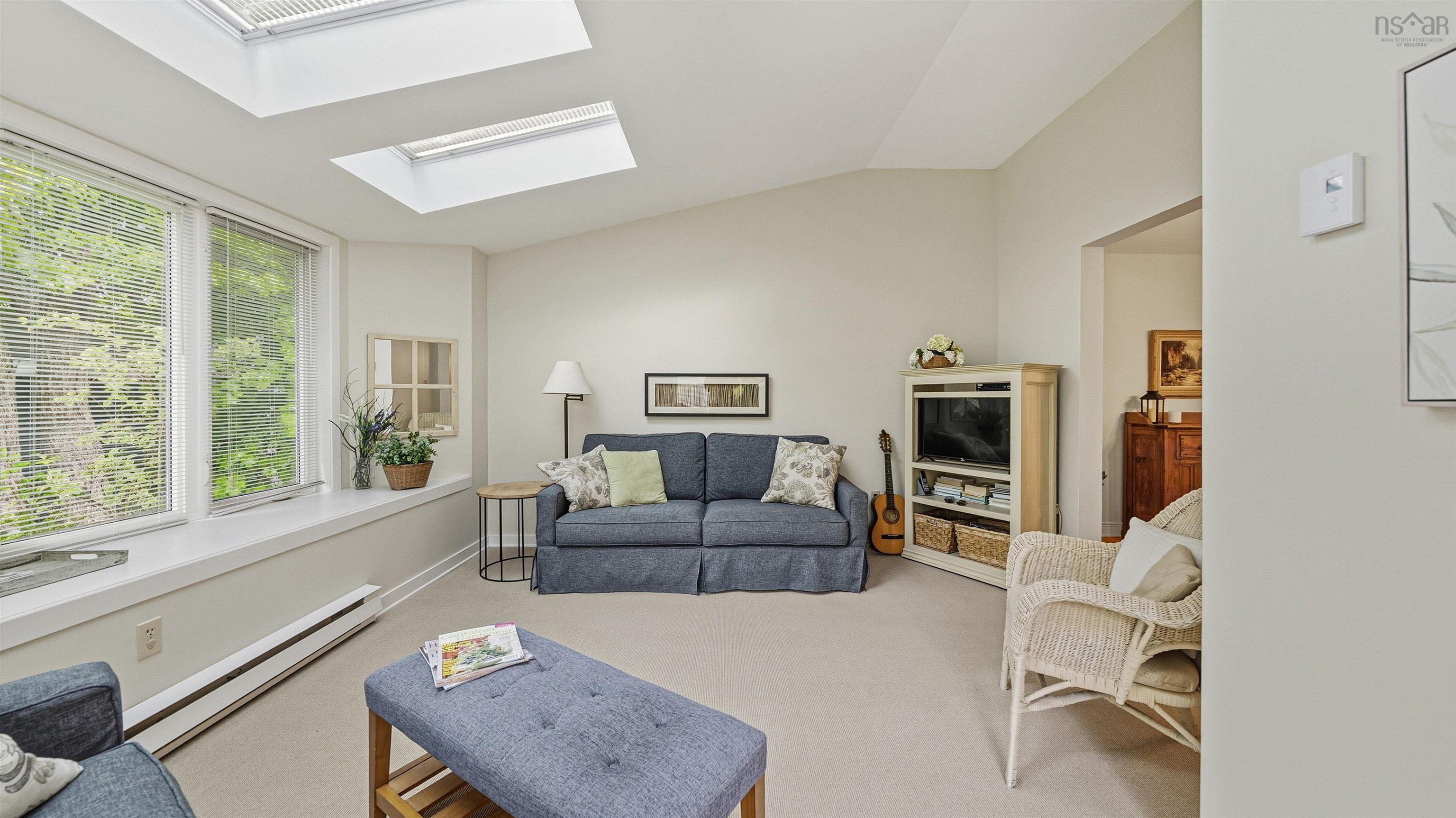 View image 11