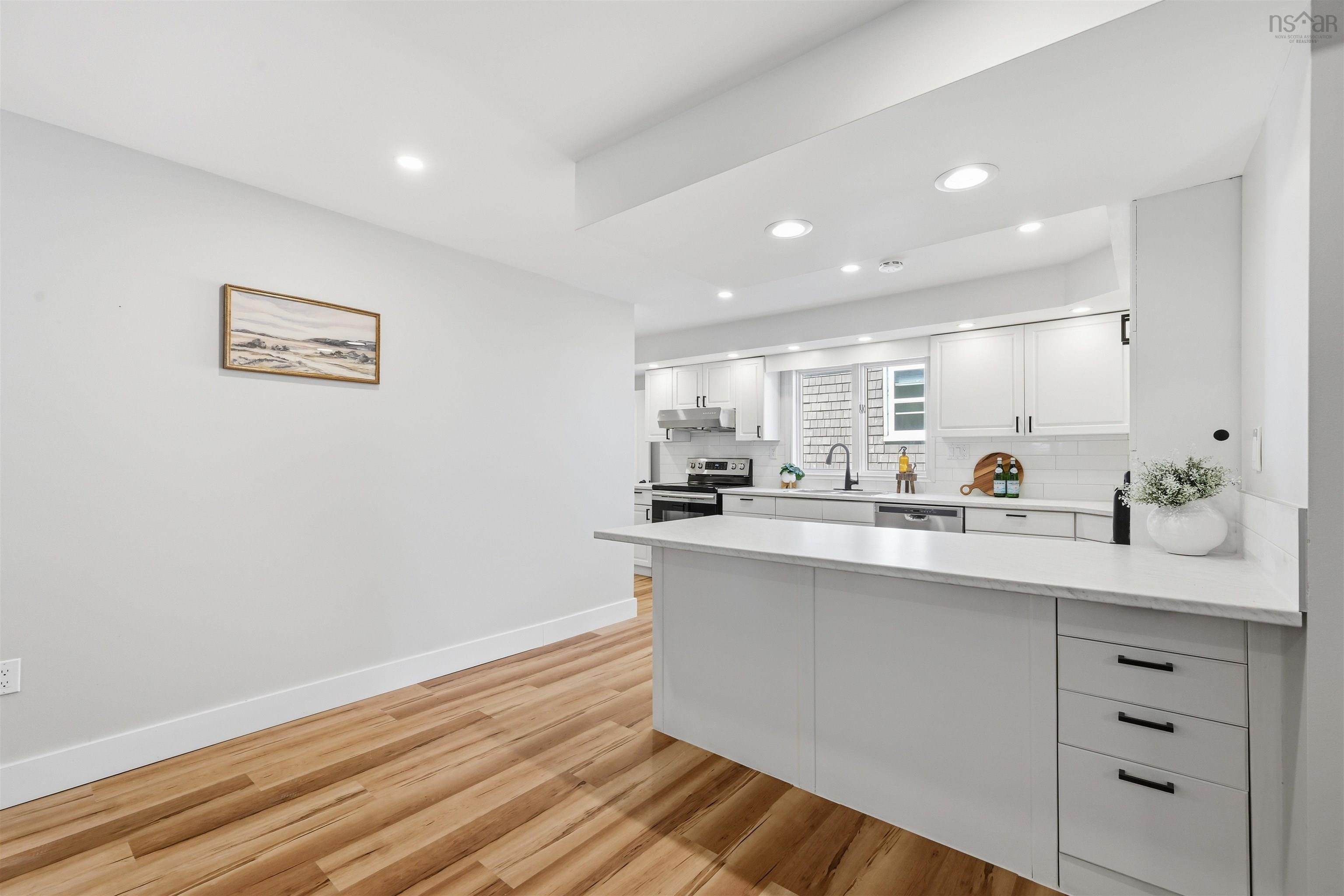 View image 12