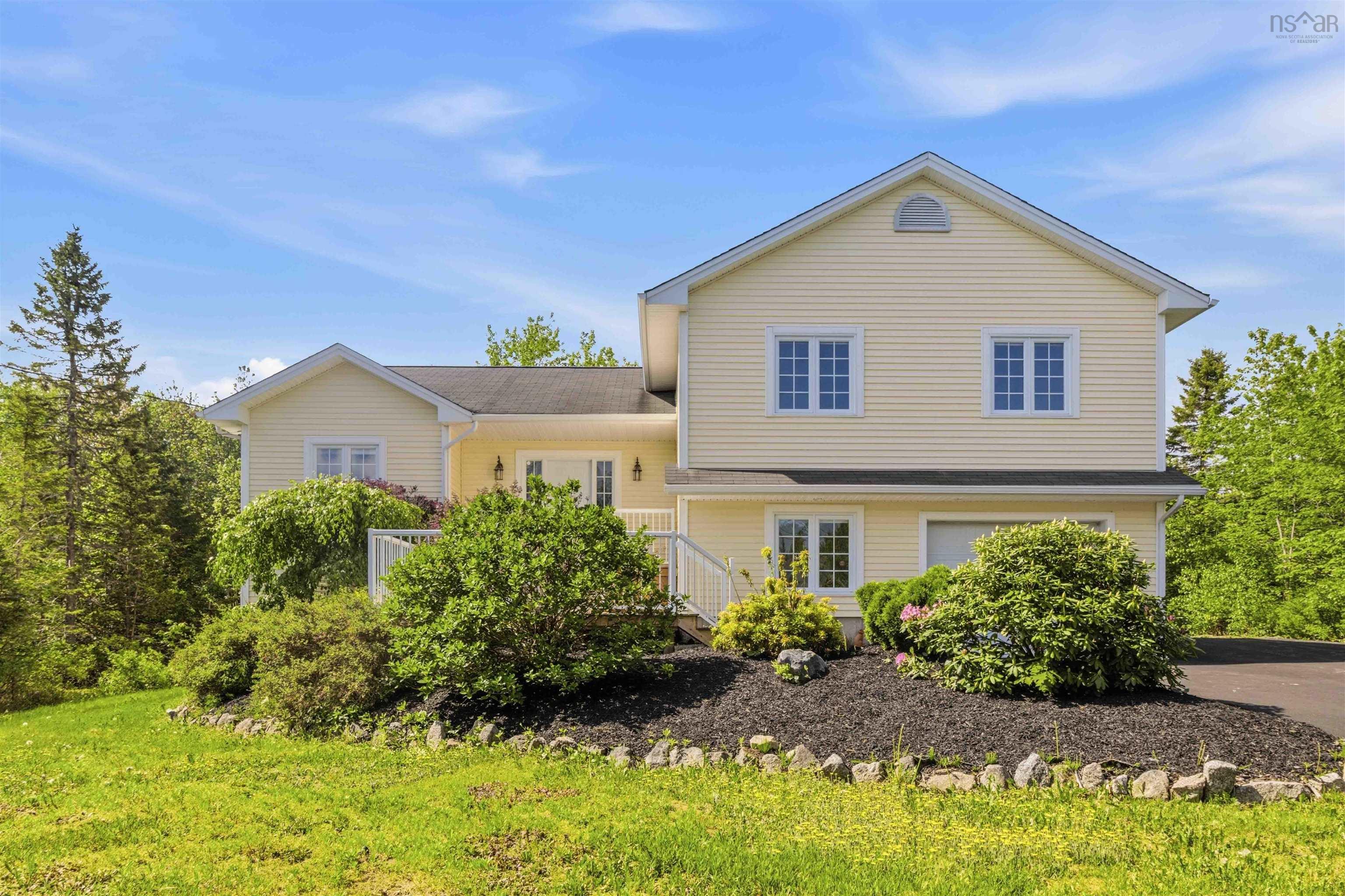 Thumbnail image for 155 Grinstead Lane MLS<sup>®</sup> 202614707