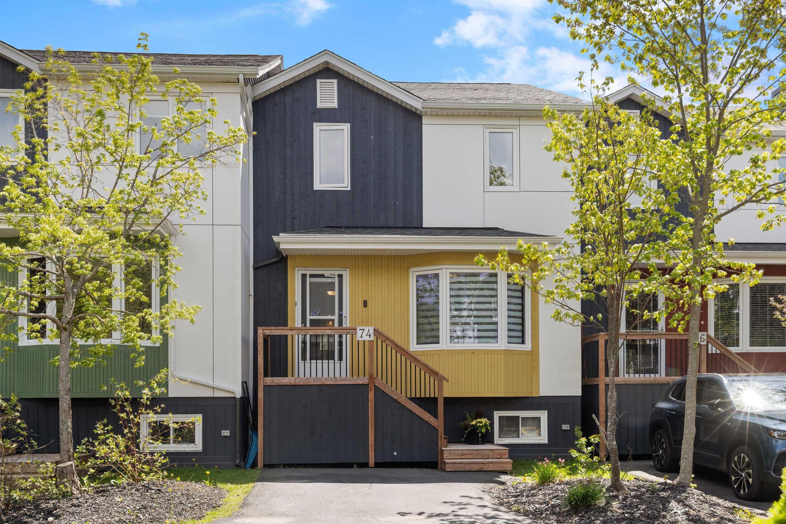 Thumbnail image for 74 Attenborough Court MLS<sup>®</sup> 202614715