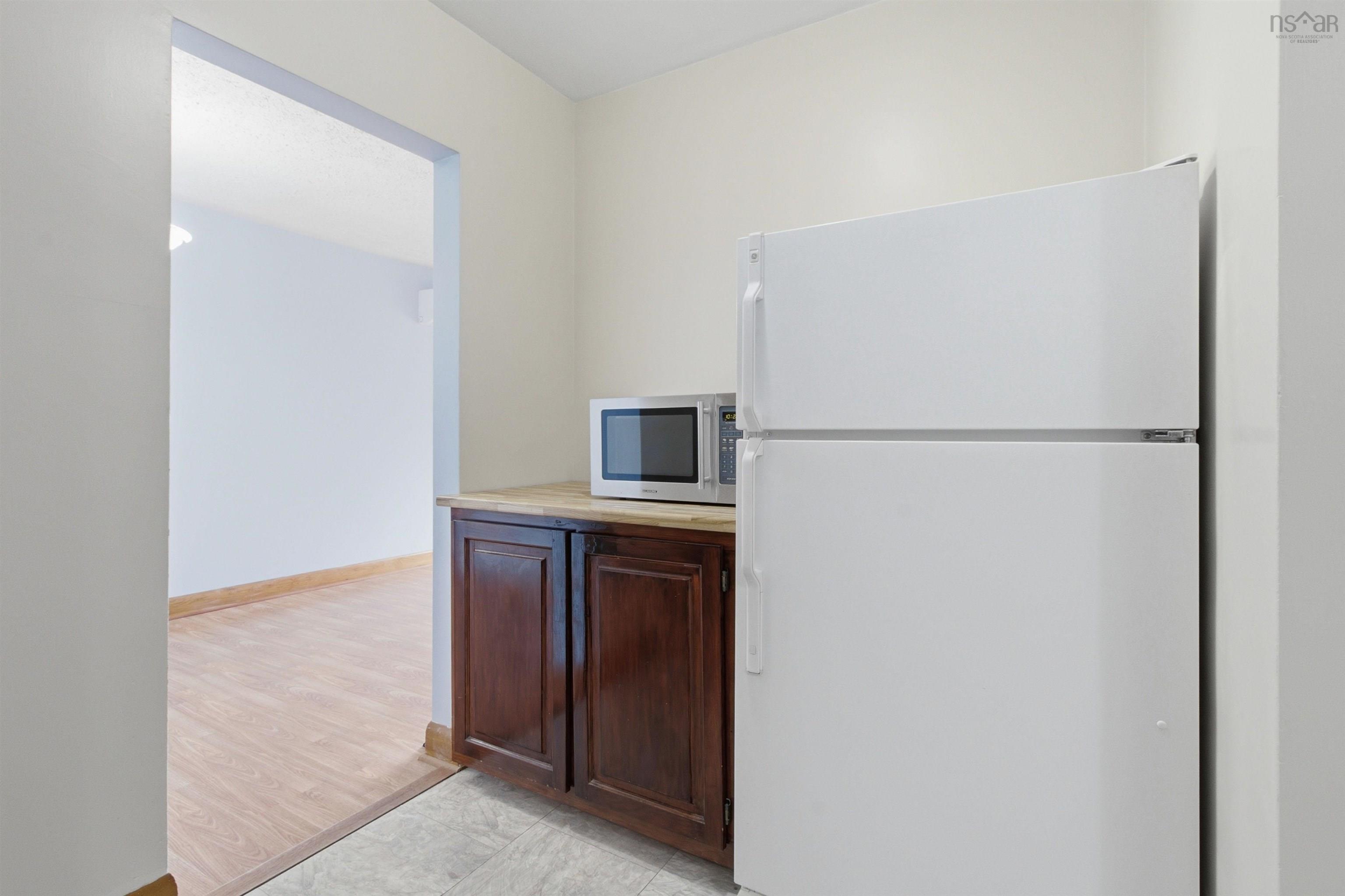 View image 18