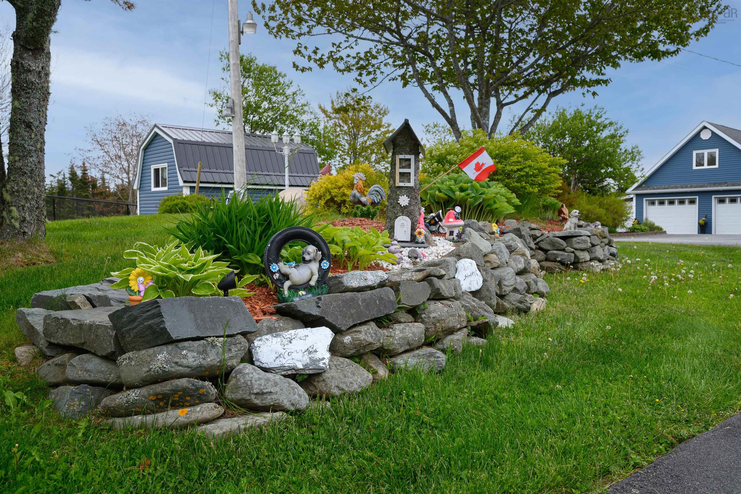 View image 9