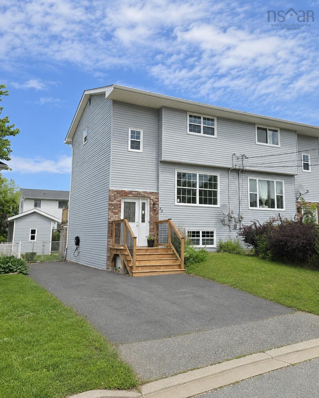 Thumbnail image for 77 Noria Crescent MLS<sup>®</sup> 202614777