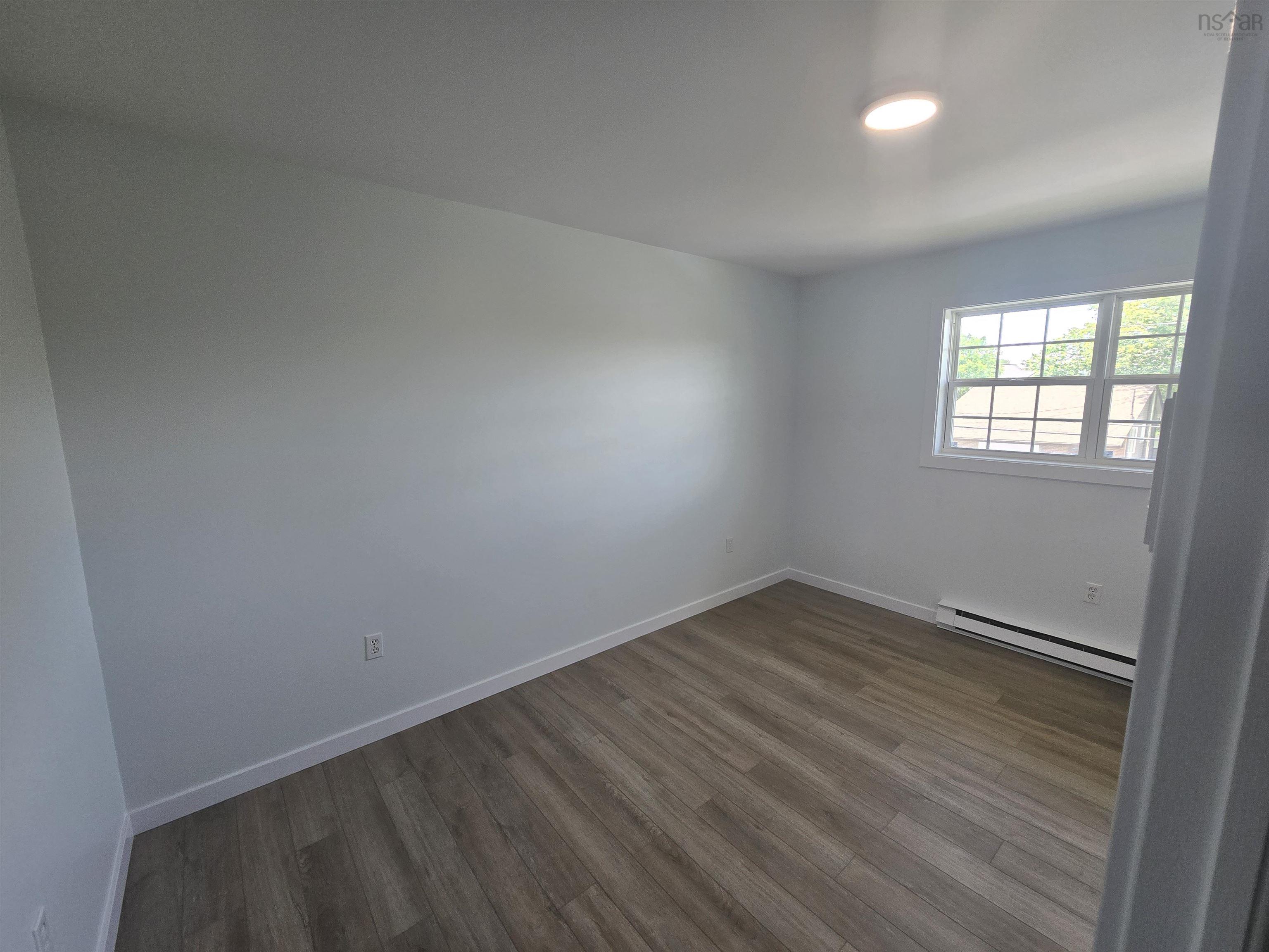View image 12