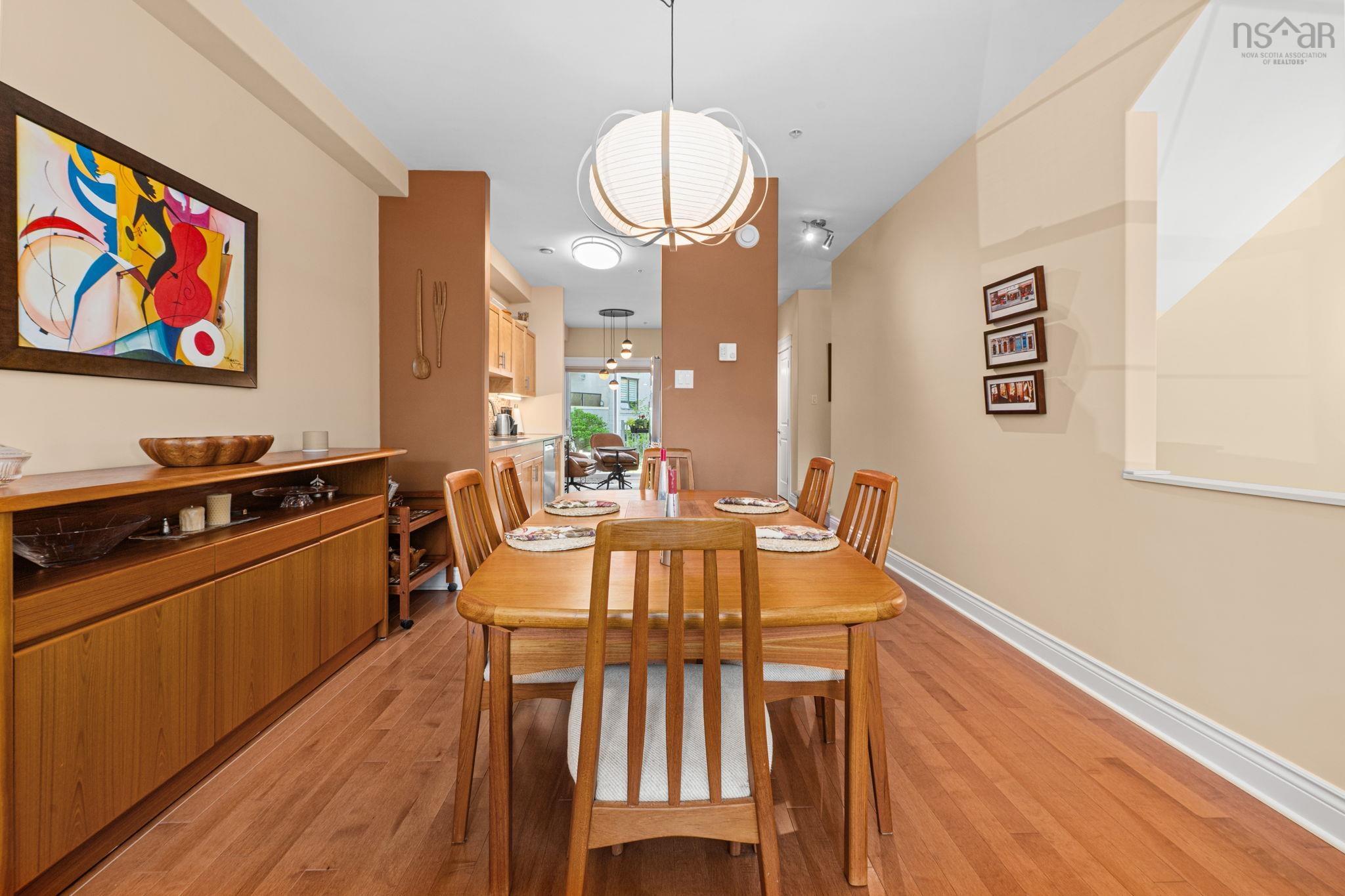 View image 11