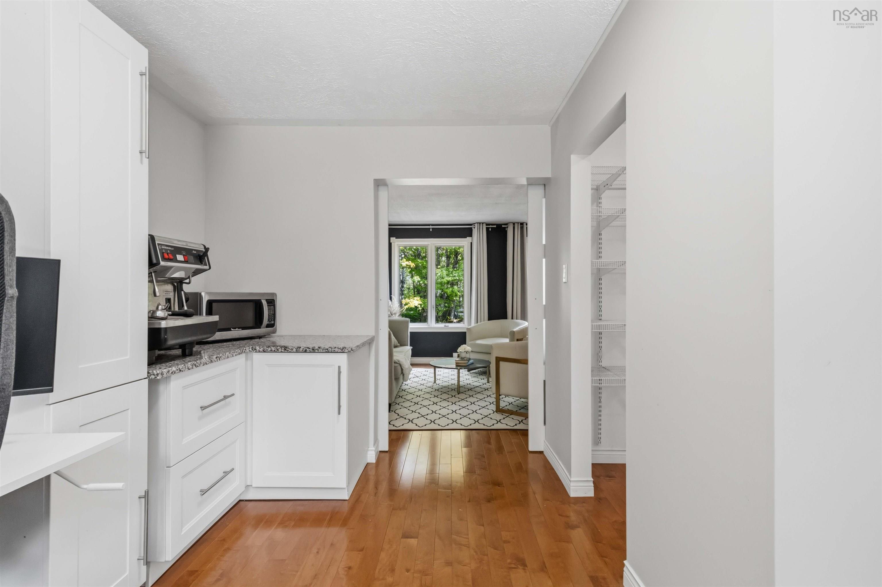 View image 18