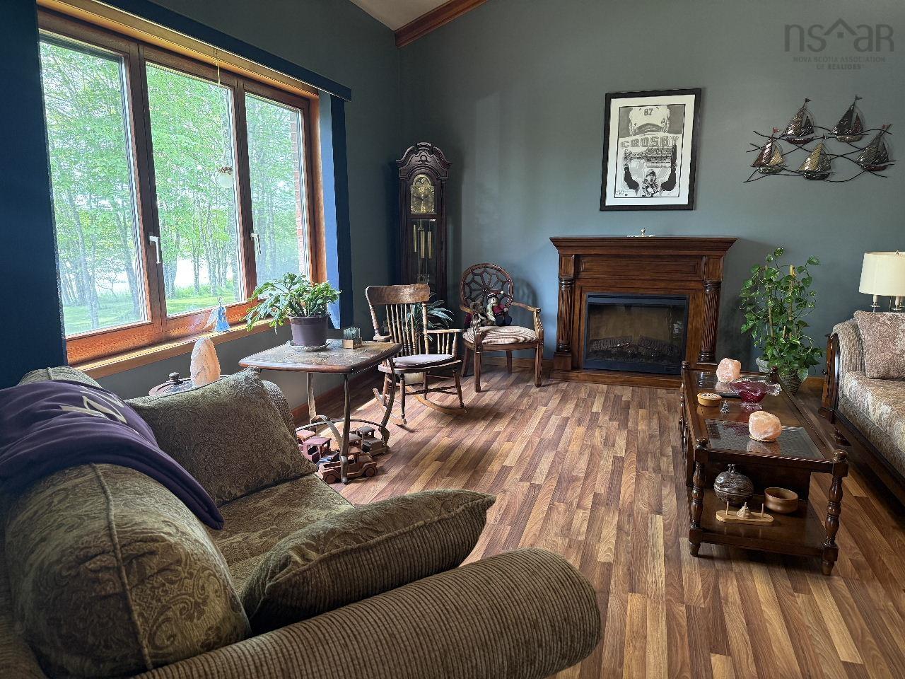 View image 13