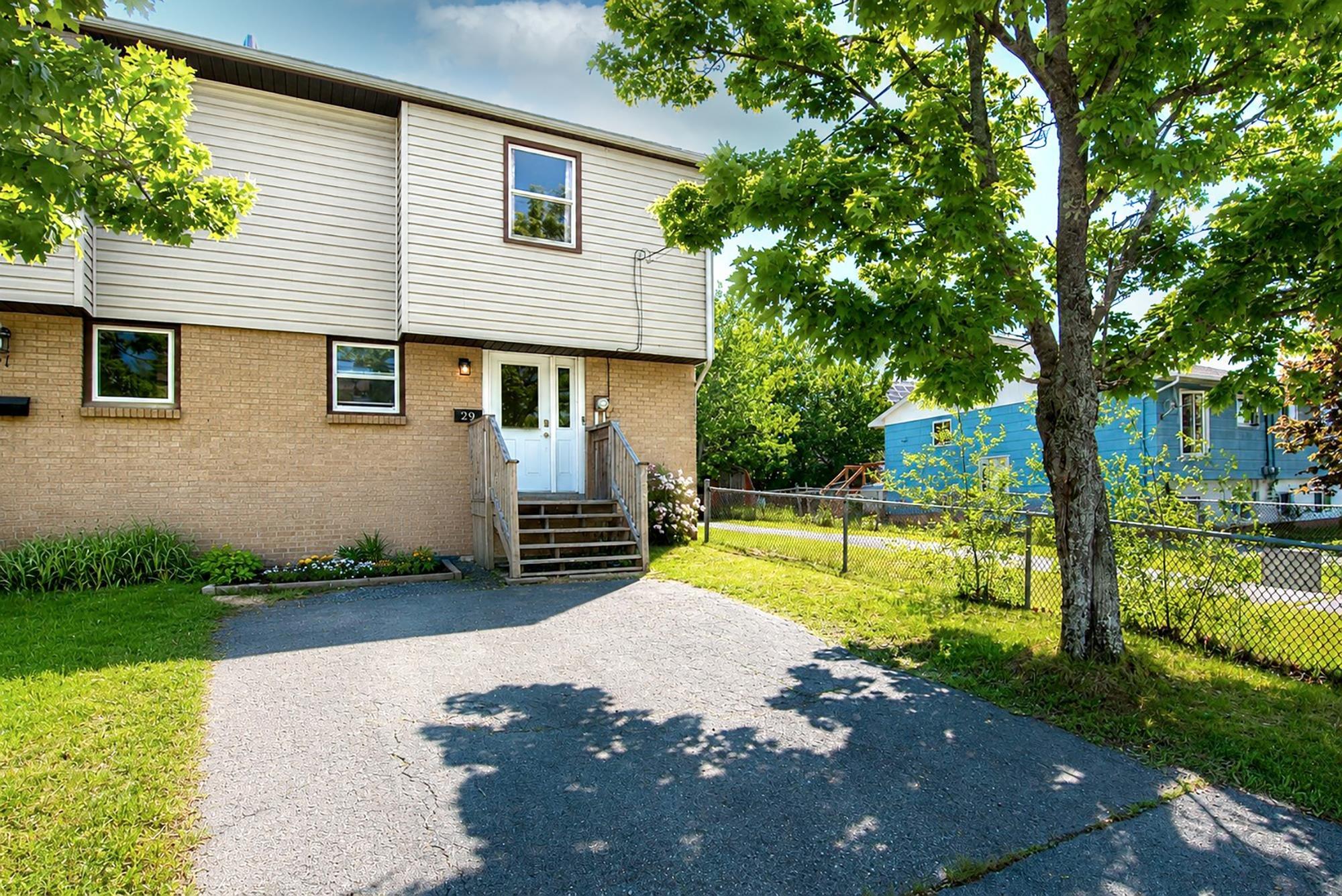 Thumbnail image for 29 Circassion Drive MLS<sup>®</sup> 202614867