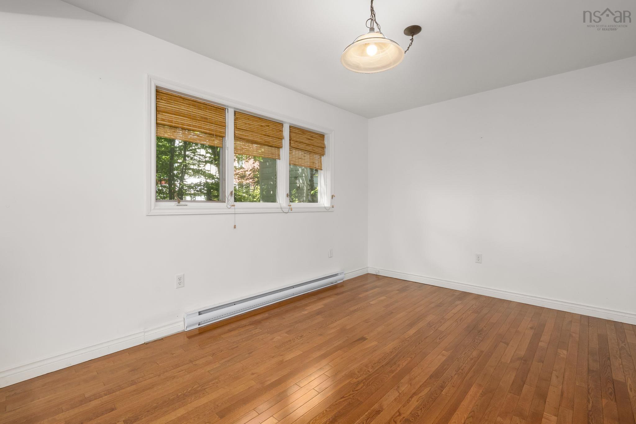 View image 17