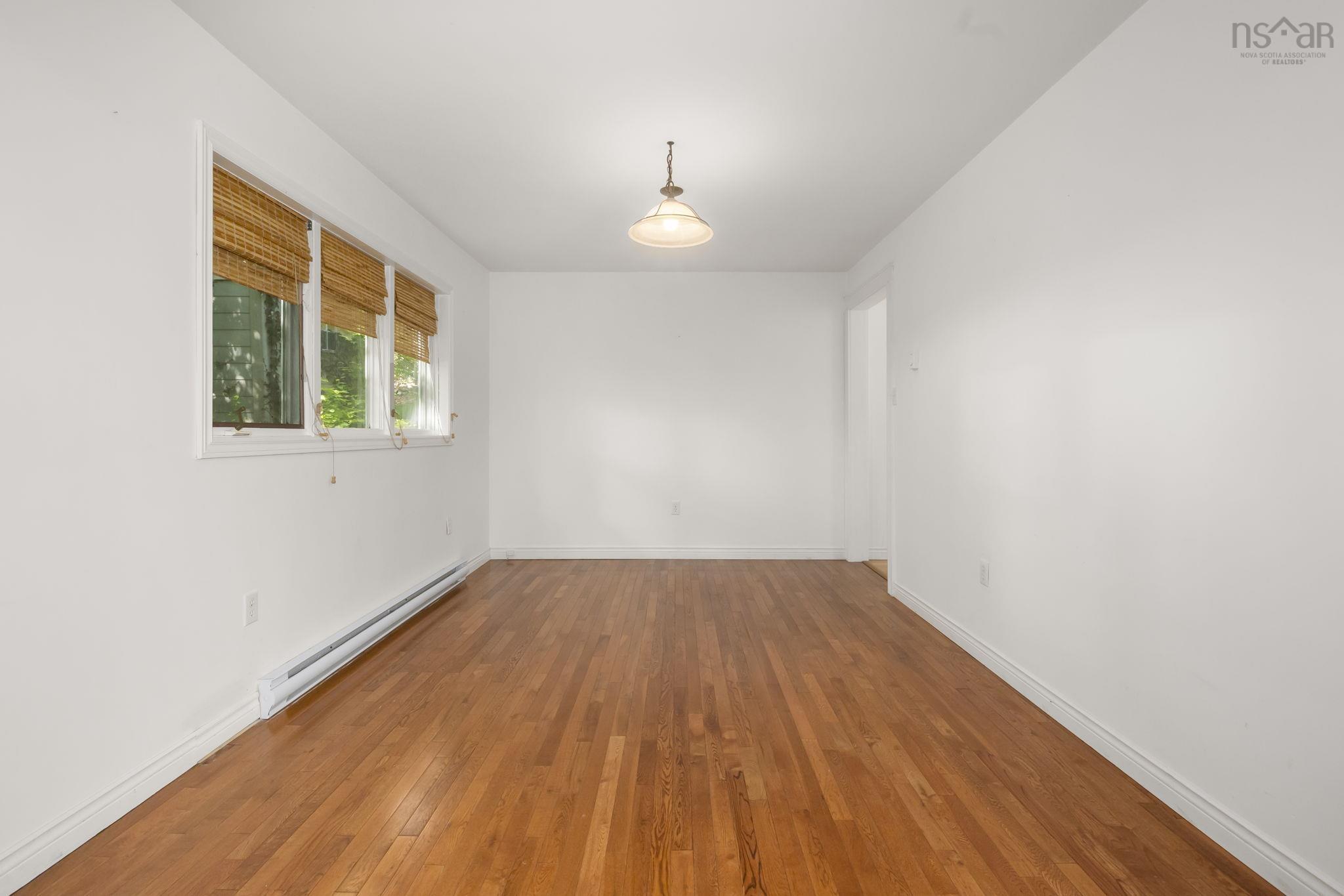 View image 18