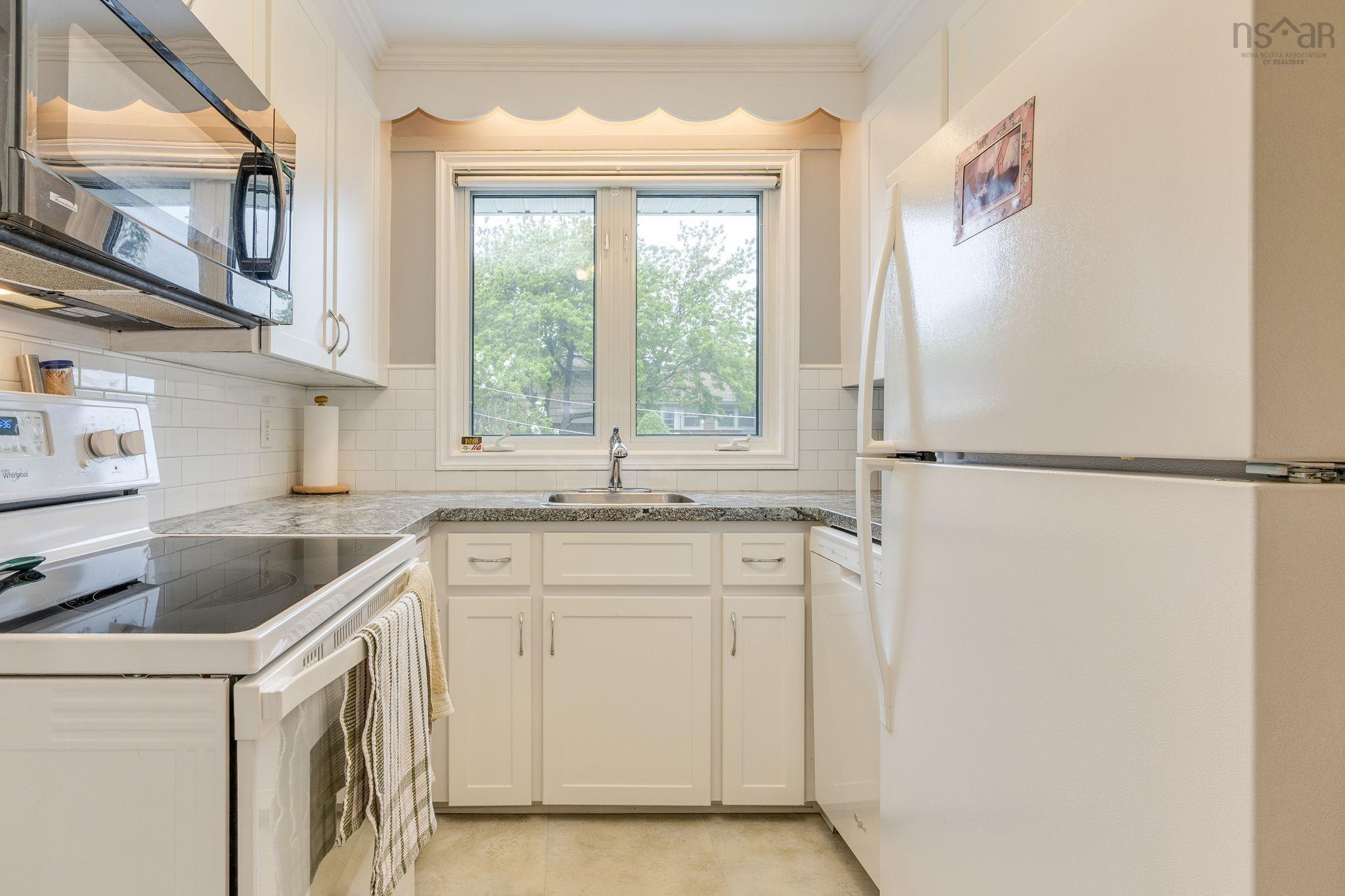 View image 18