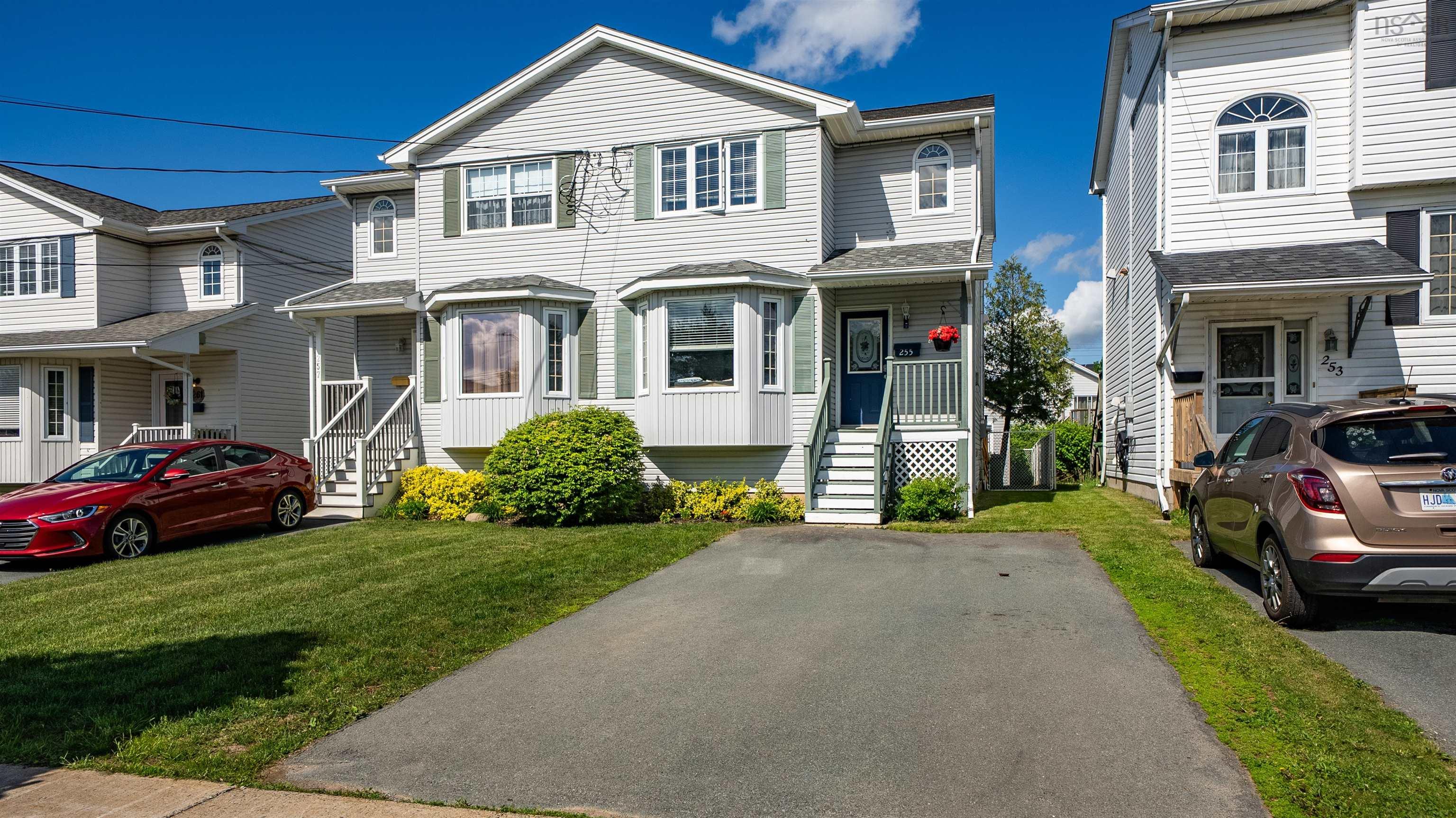 Thumbnail image for 255 Caledonia Road MLS<sup>®</sup> 202614908