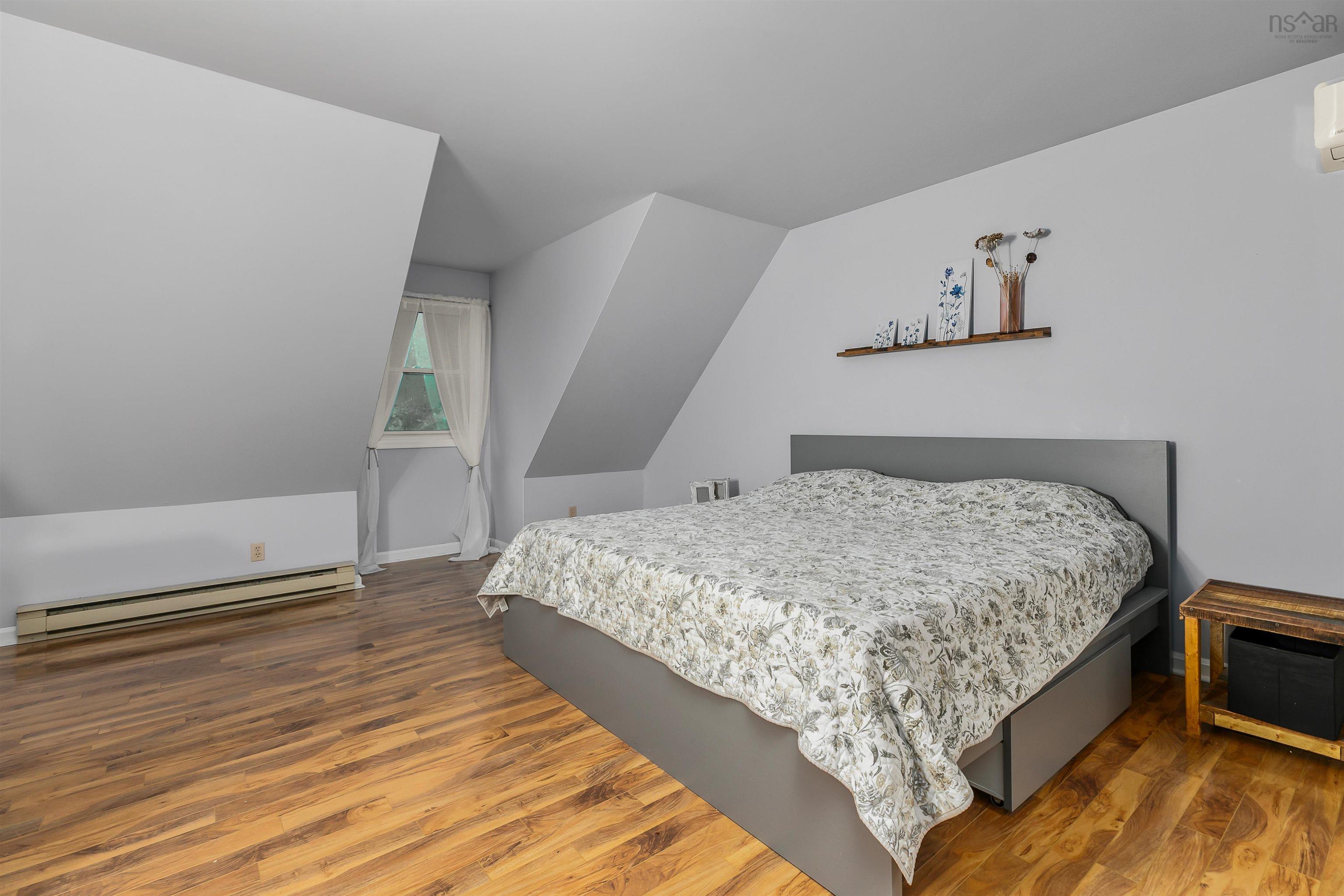 View image 18