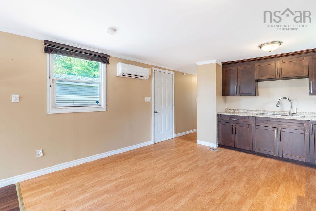 View image 8