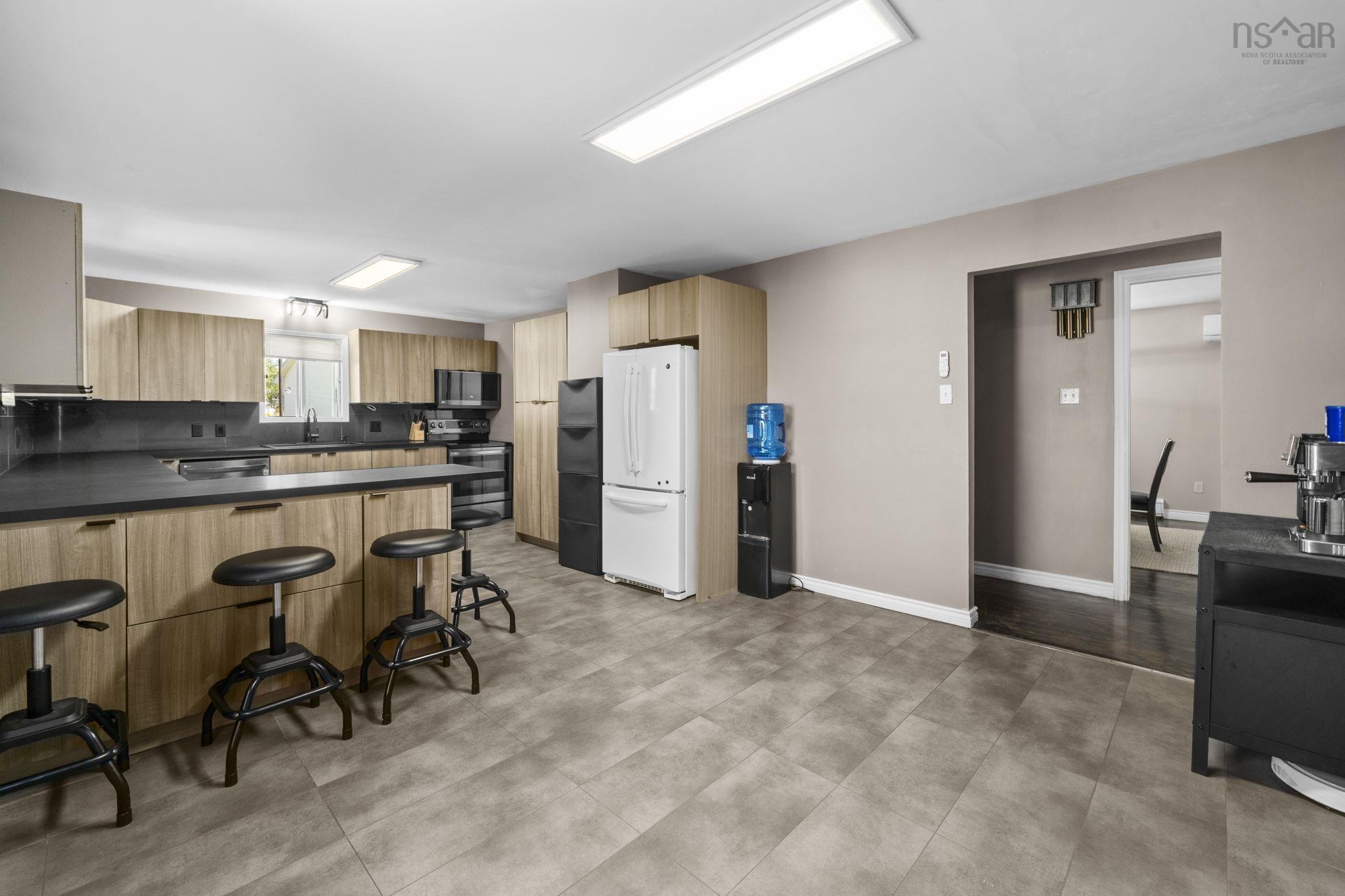 View image 12