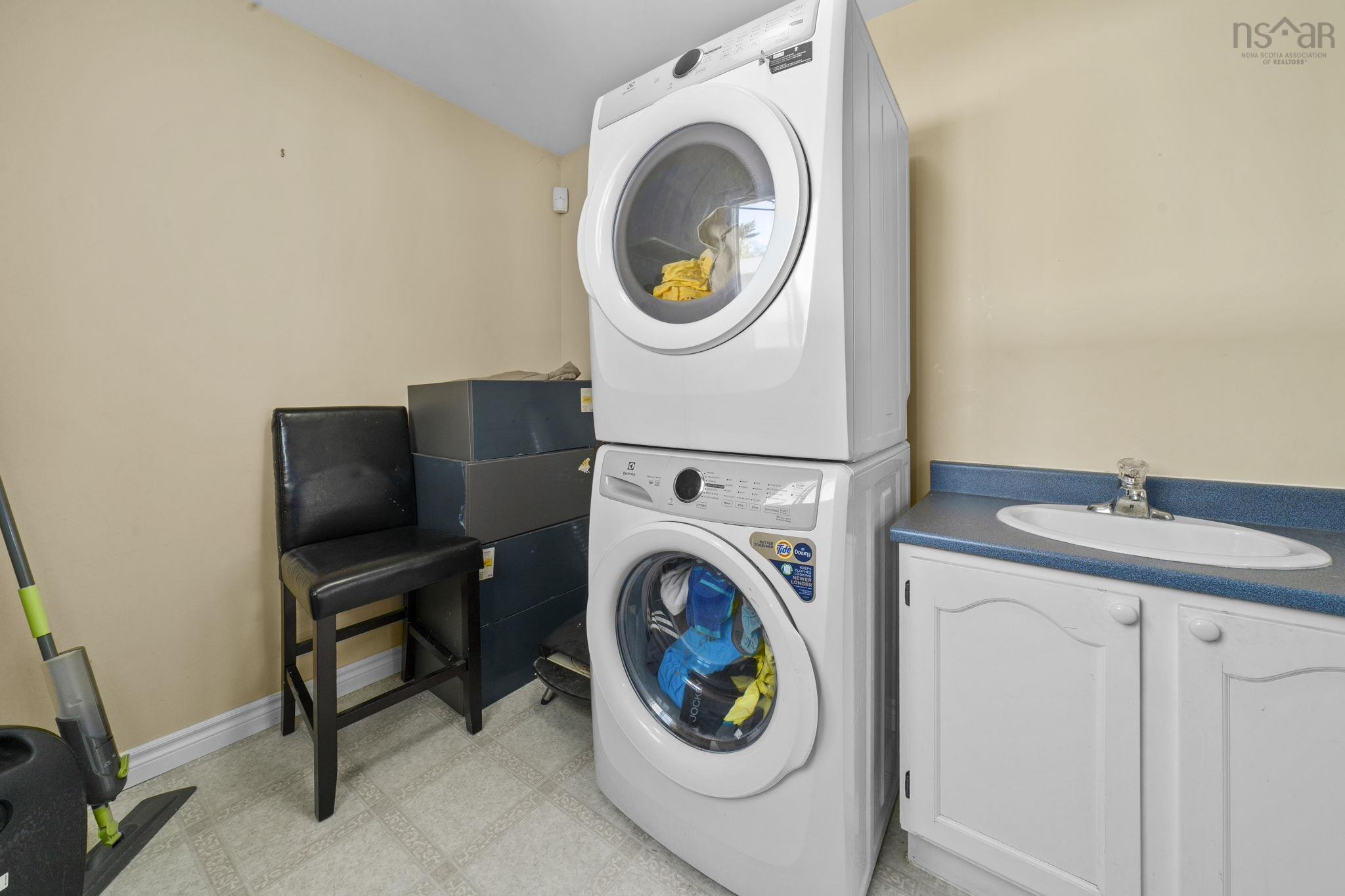 View image 17