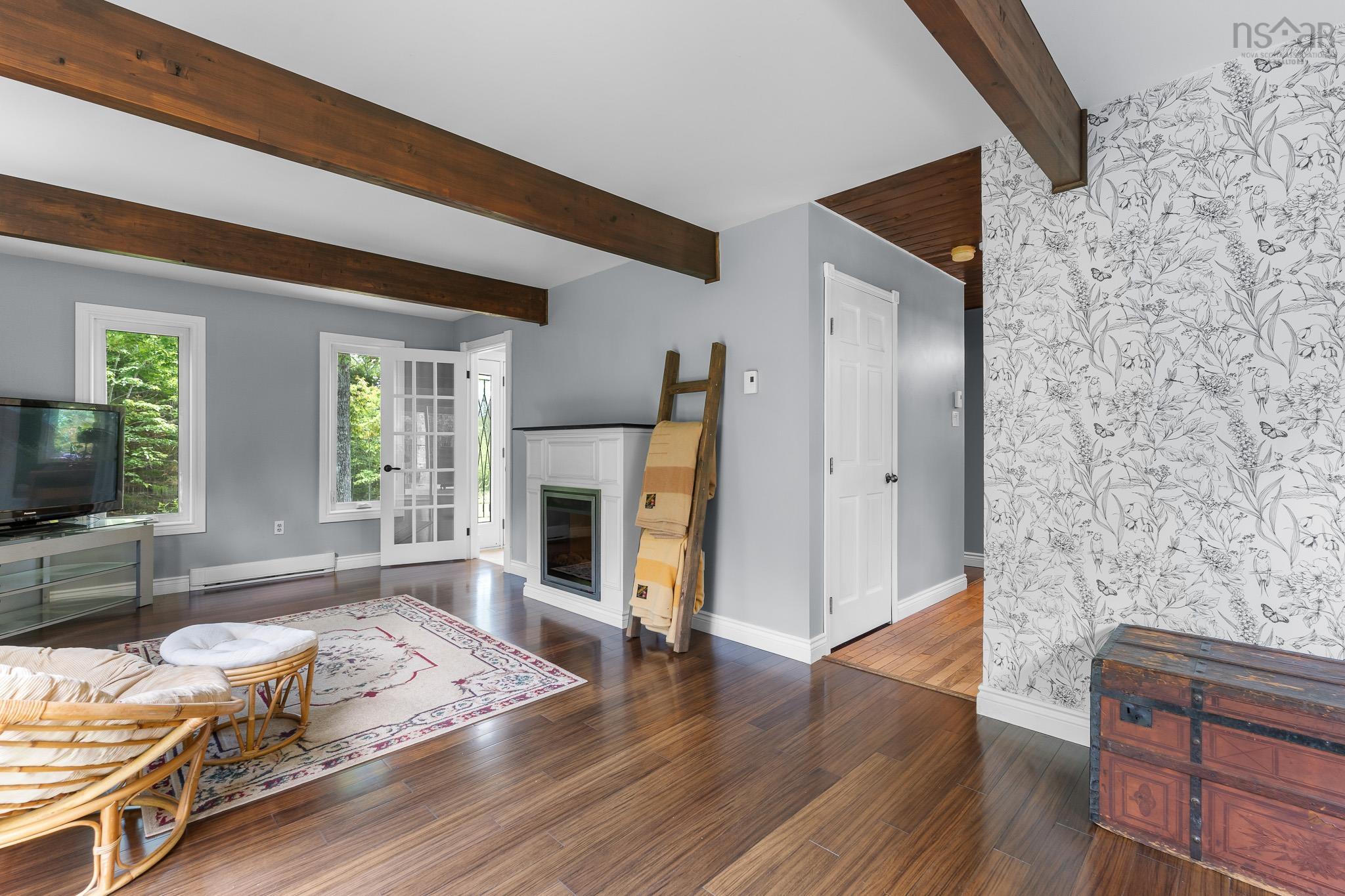View image 19