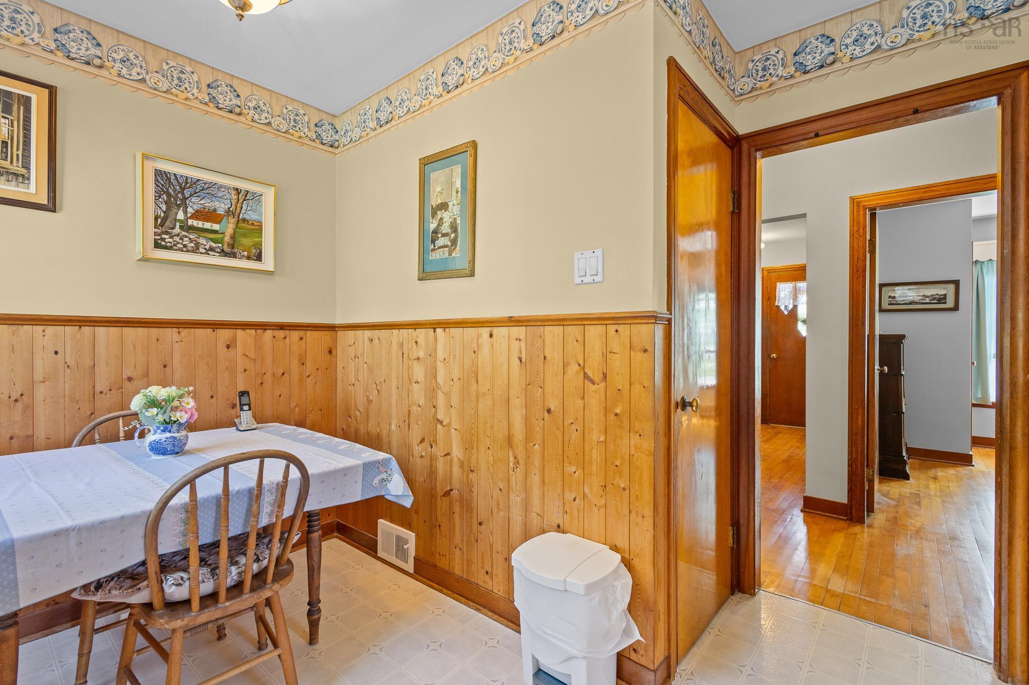 View image 12