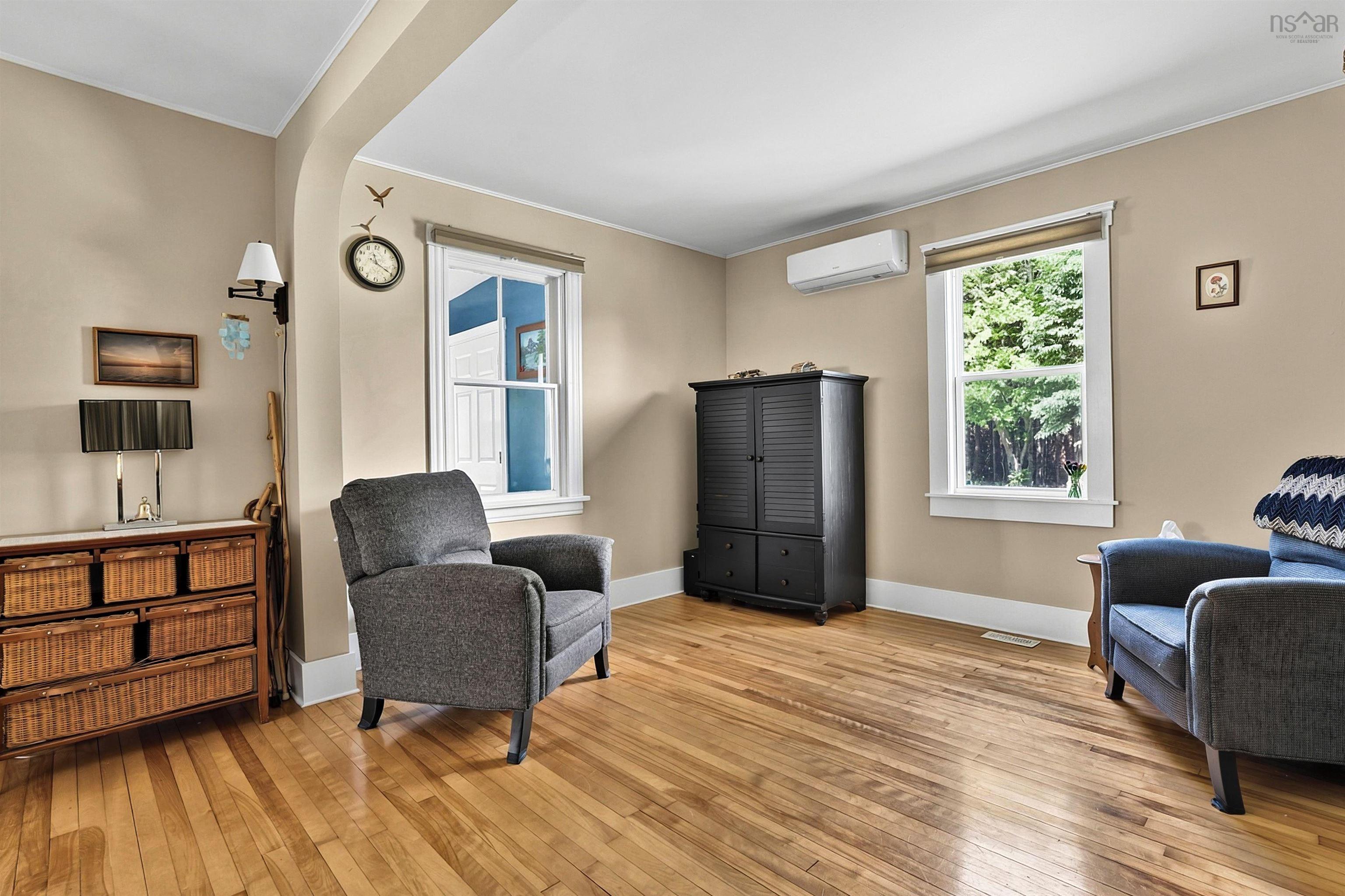 View image 19