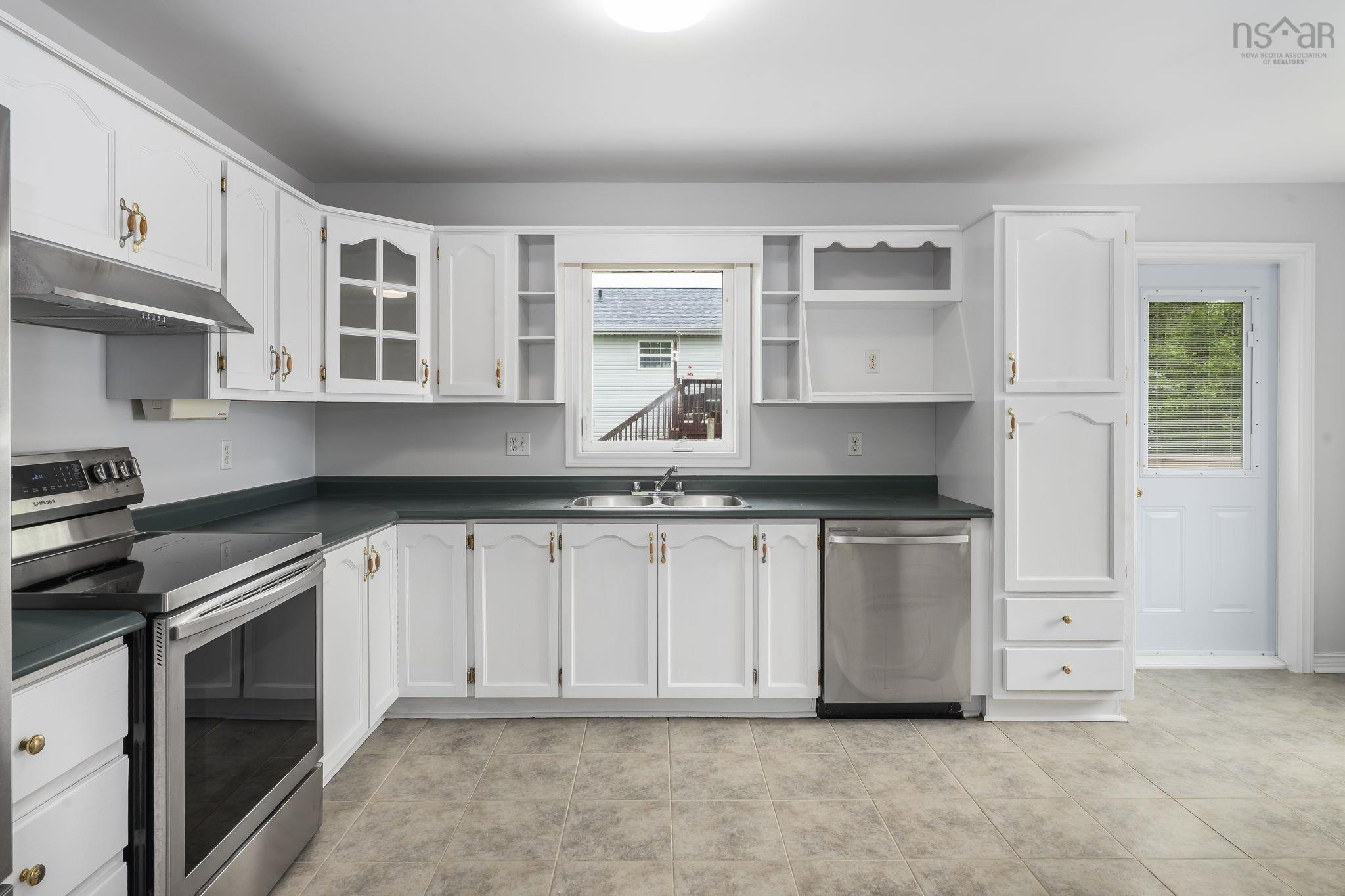 View image 12