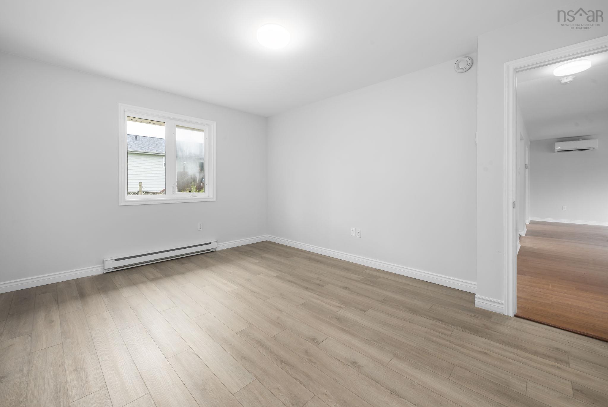 View image 17
