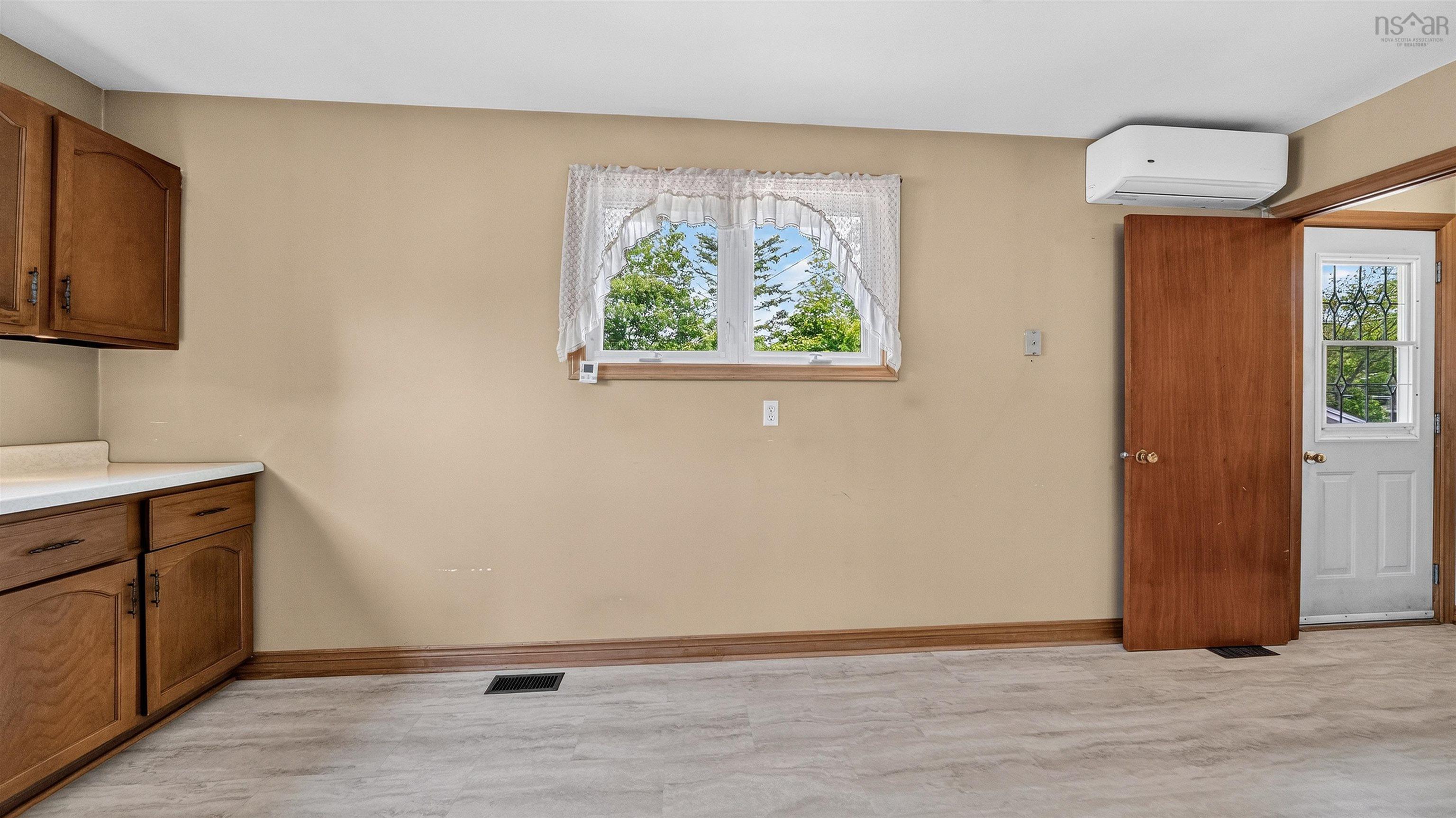 View image 12